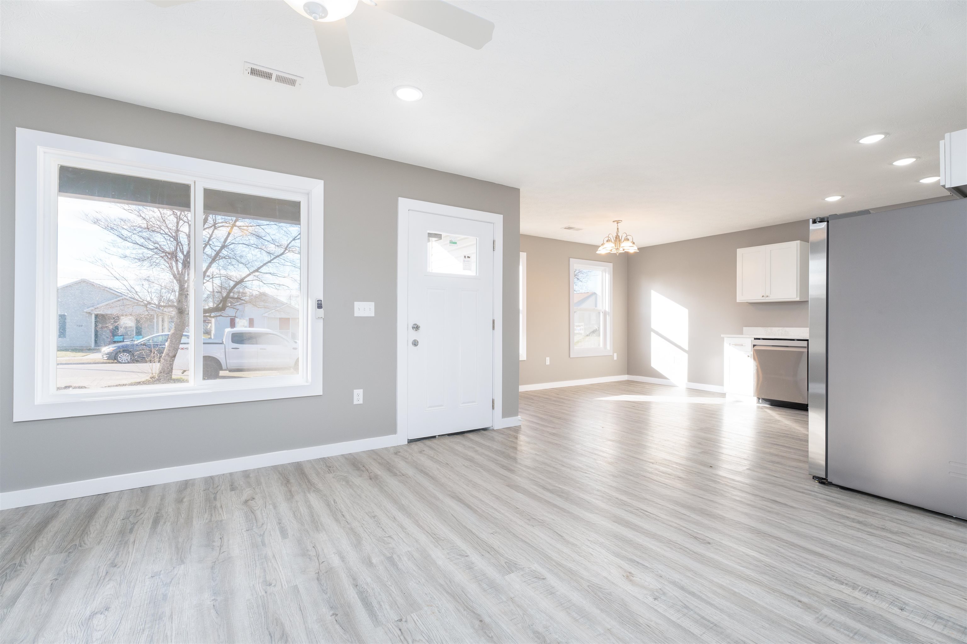701 Hall St, Owensboro, Kentucky 42303, 3 Bedrooms Bedrooms, ,2 BathroomsBathrooms,Single Family Residence,For Sale,Hall St,91411