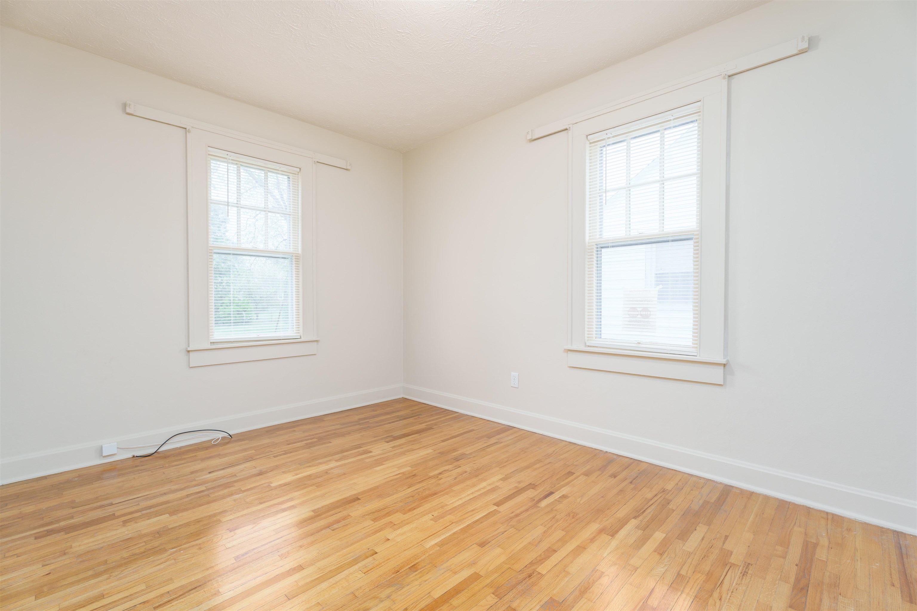 211 Hubert Court, Owensboro, Kentucky 42303, 2 Bedrooms Bedrooms, ,1 BathroomBathrooms,Single Family Residence,For Sale,Hubert Court,91413