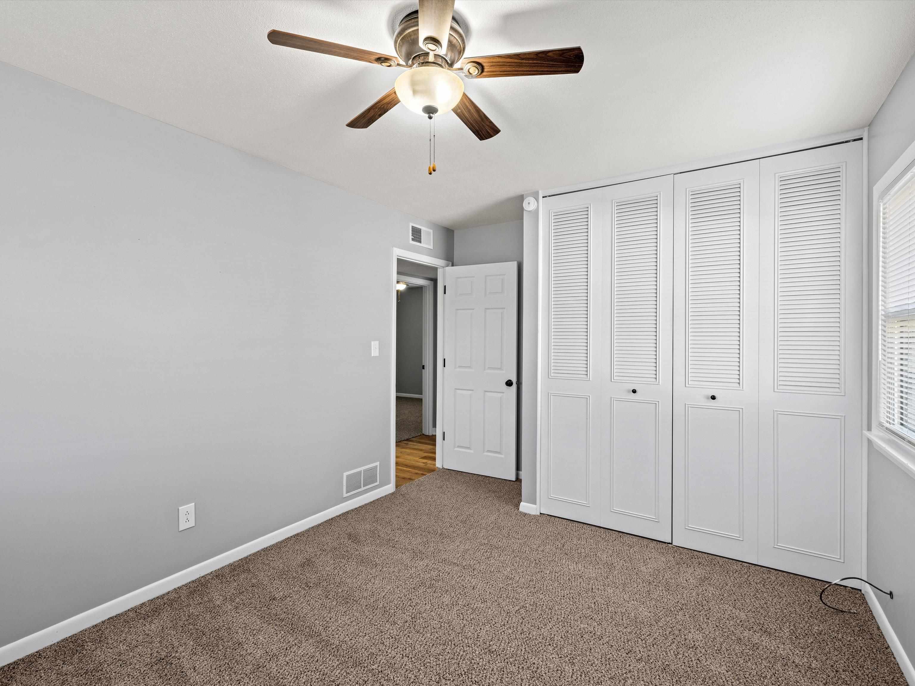 2817 Wayside Drive West, Owensboro, Kentucky 42301, 3 Bedrooms Bedrooms, ,1 BathroomBathrooms,Single Family Residence,For Sale,Wayside Drive West,91418