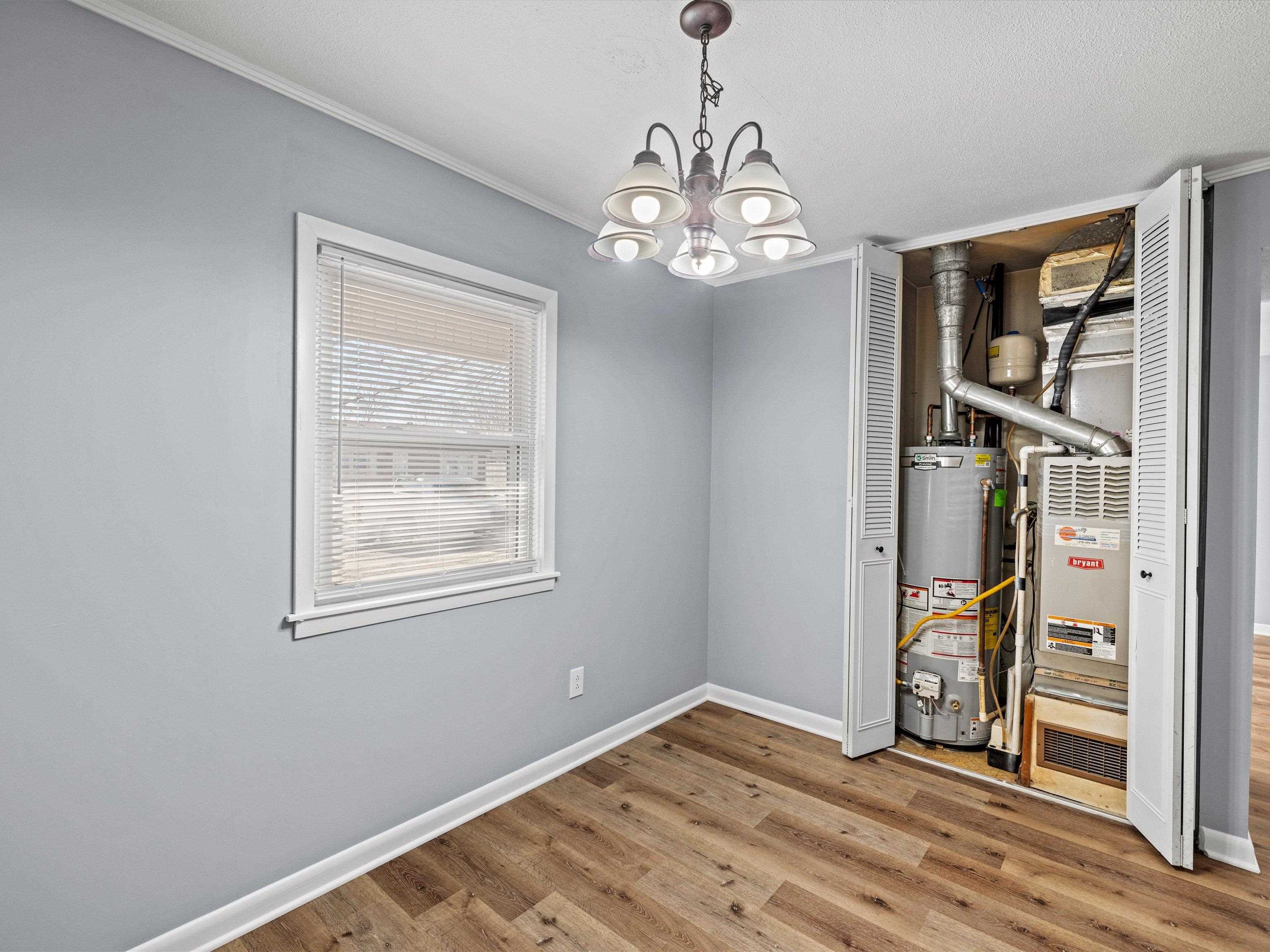 2817 Wayside Drive West, Owensboro, Kentucky 42301, 3 Bedrooms Bedrooms, ,1 BathroomBathrooms,Single Family Residence,For Sale,Wayside Drive West,91418