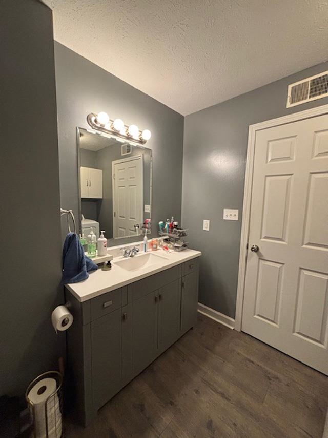 770 Berwyn Avenue, Owensboro, Kentucky 42301, 3 Bedrooms Bedrooms, ,1 BathroomBathrooms,Single Family Residence,For Sale,Berwyn Avenue,91419