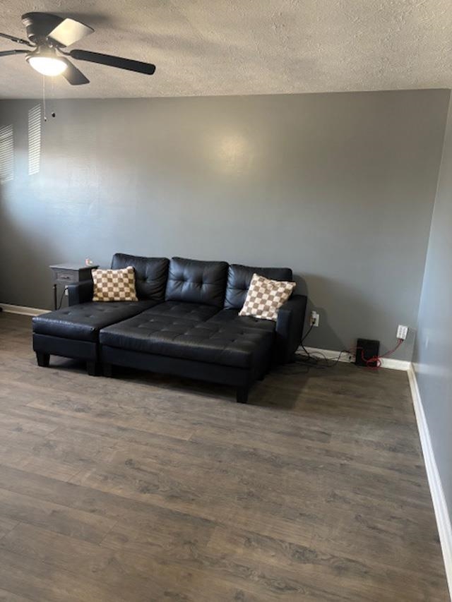 770 Berwyn Avenue, Owensboro, Kentucky 42301, 3 Bedrooms Bedrooms, ,1 BathroomBathrooms,Single Family Residence,For Sale,Berwyn Avenue,91419