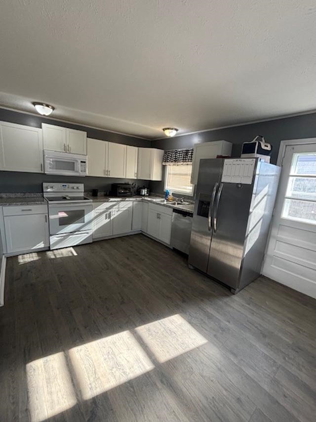 770 Berwyn Avenue, Owensboro, Kentucky 42301, 3 Bedrooms Bedrooms, ,1 BathroomBathrooms,Single Family Residence,For Sale,Berwyn Avenue,91419