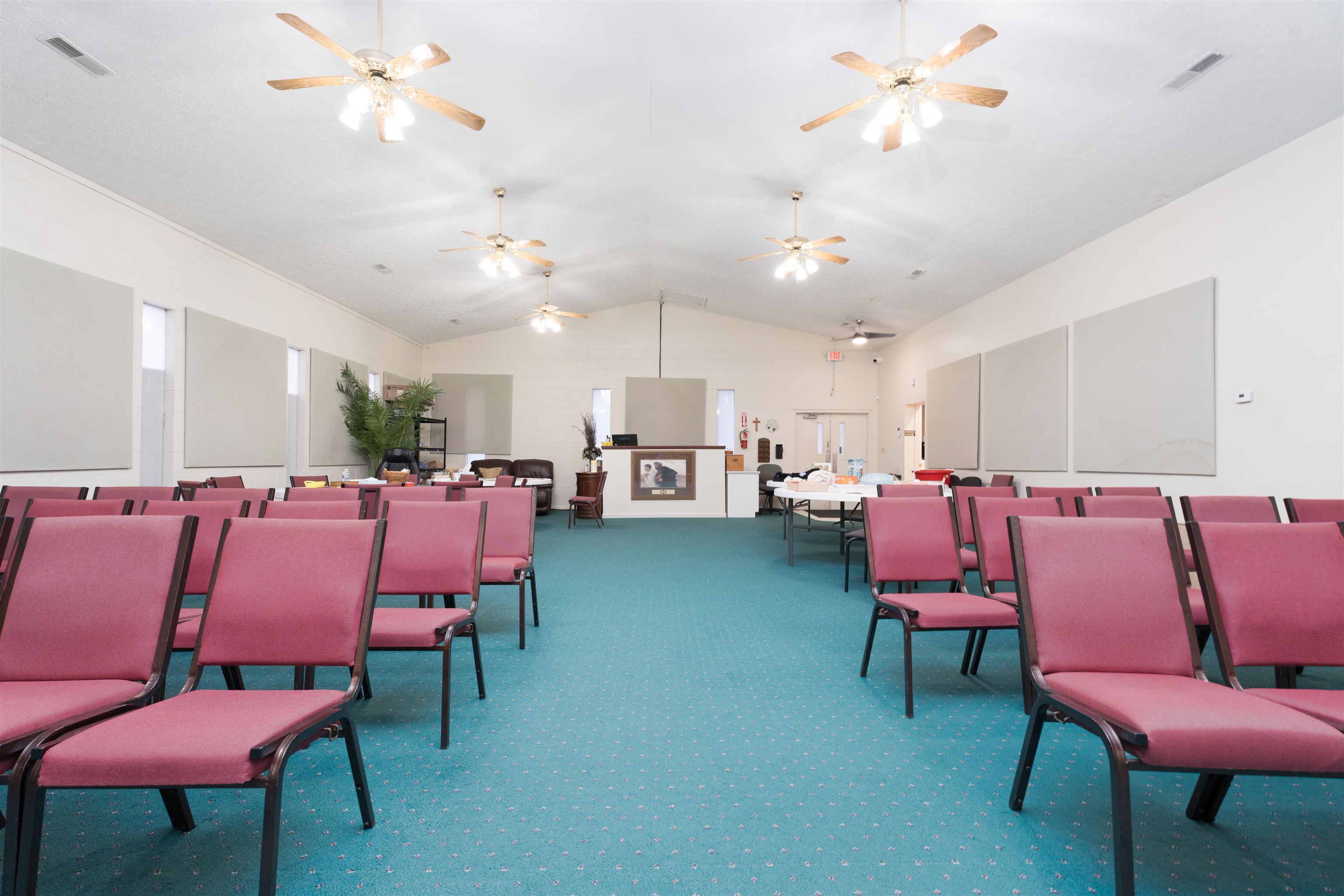 1302 Greyhound Drive, Owensboro, Kentucky 42303, ,Mixed Use,For Sale,Greyhound Drive,91421
