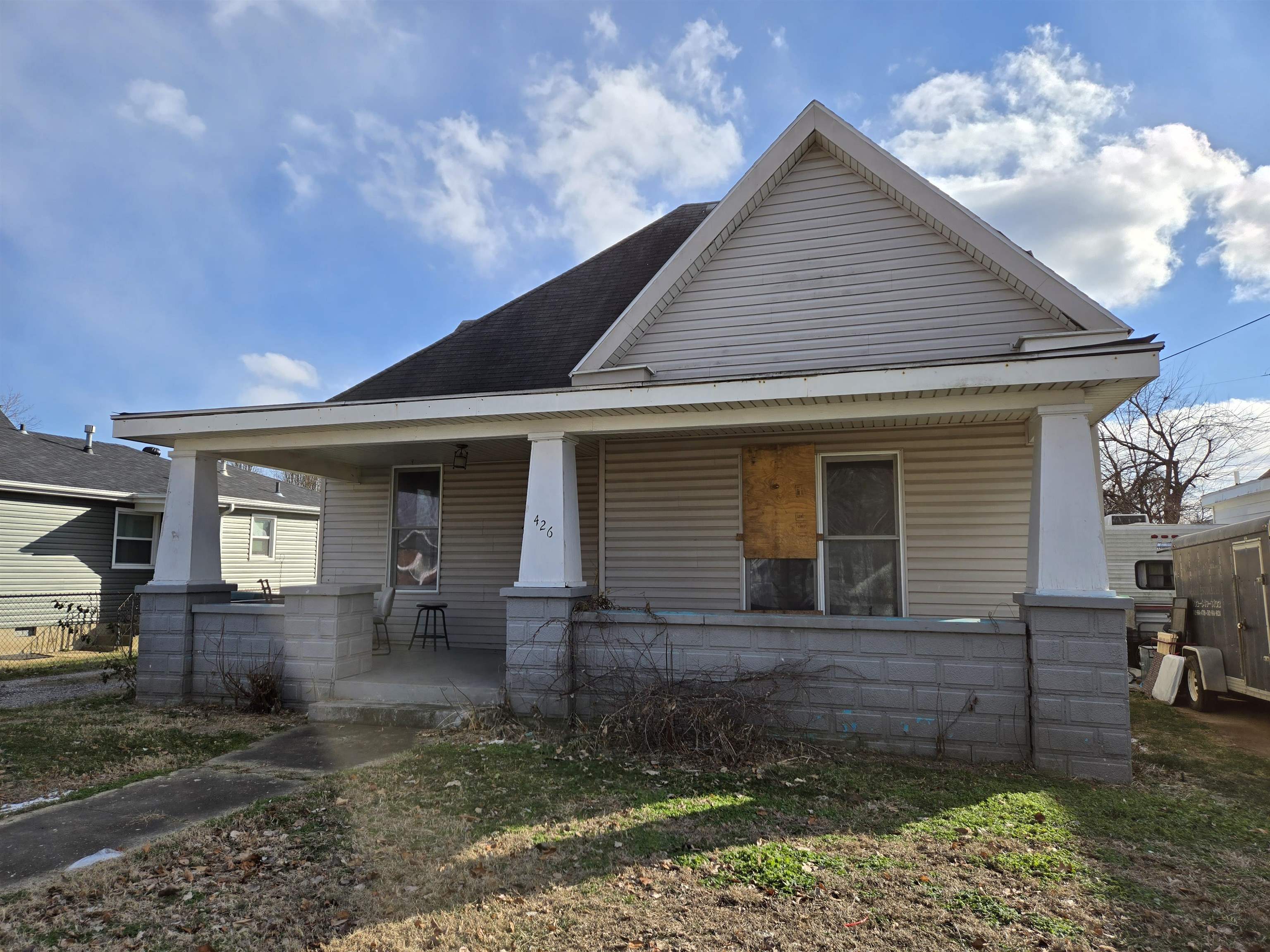 426 E 2oth Street, Owensboro, Kentucky 42303, 2 Bedrooms Bedrooms, ,1 BathroomBathrooms,Single Family Residence,For Sale,E 2oth Street,91422