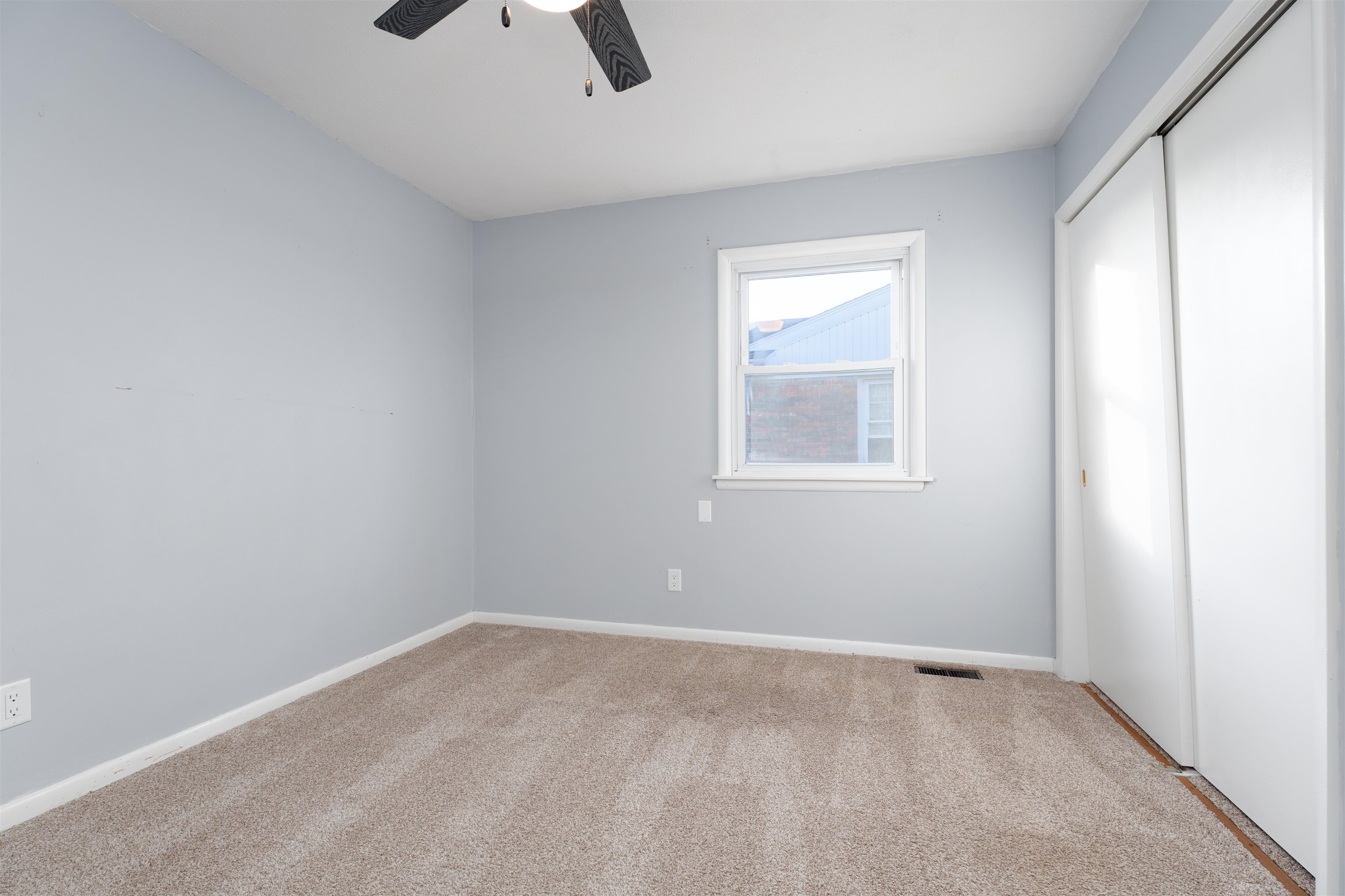 1723 Asbury Place, Owensboro, Kentucky 42303, 3 Bedrooms Bedrooms, ,2 BathroomsBathrooms,Single Family Residence,For Sale,Asbury Place,91423