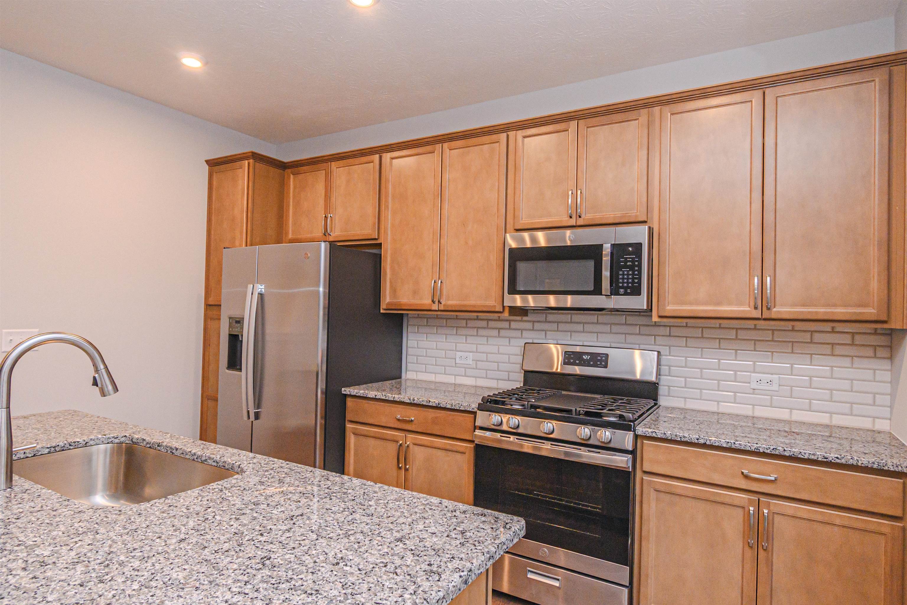698 Alabaster Ln, Owensboro, Kentucky 42301, 3 Bedrooms Bedrooms, ,2 BathroomsBathrooms,Single Family Residence,For Sale,Alabaster Ln,91426