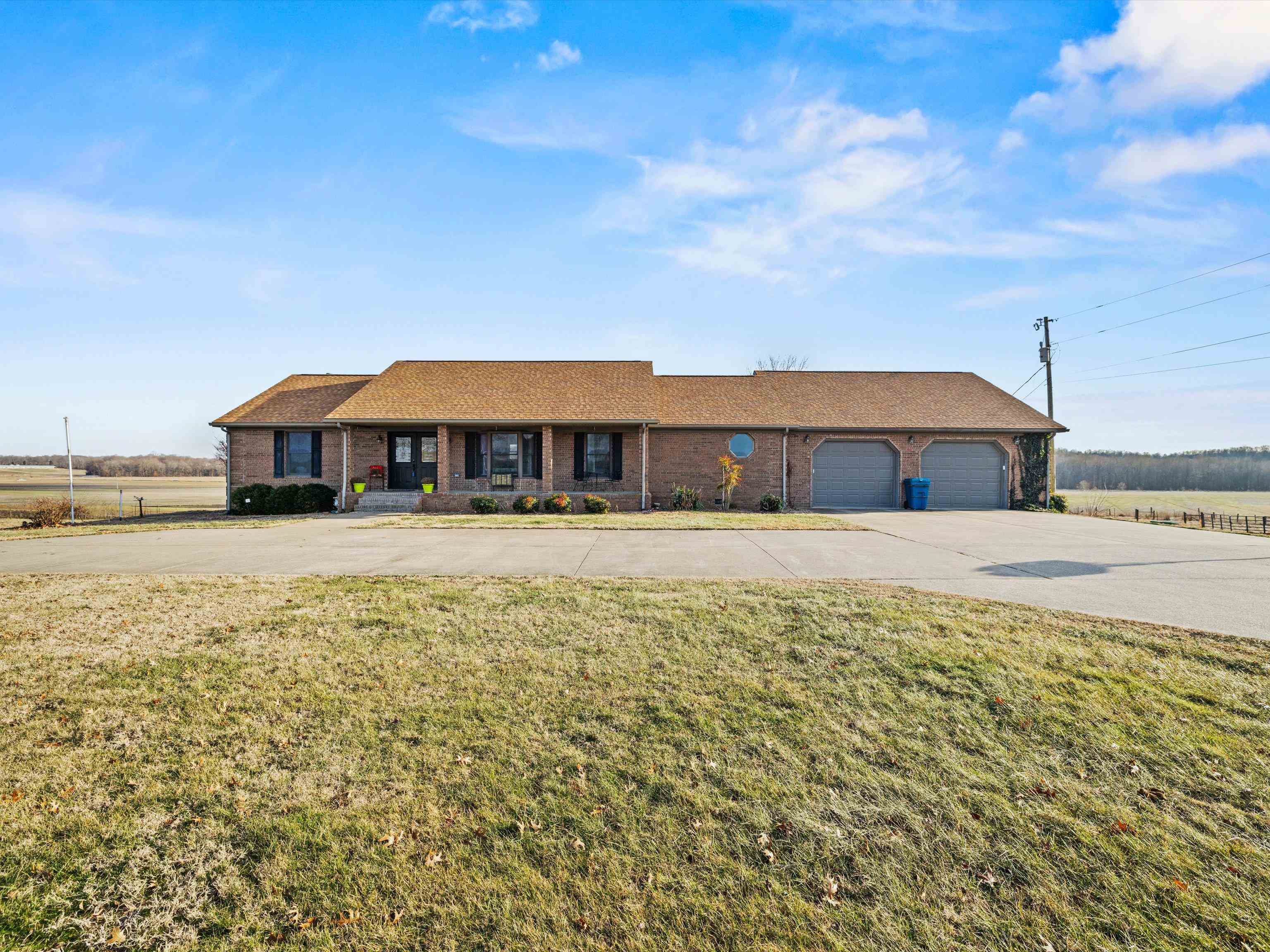 7442 Deserter Creek Rd., Whitesville, Kentucky 42378-9752, 3 Bedrooms Bedrooms, ,3 BathroomsBathrooms,Farm,For Sale,Deserter Creek Rd.,91427