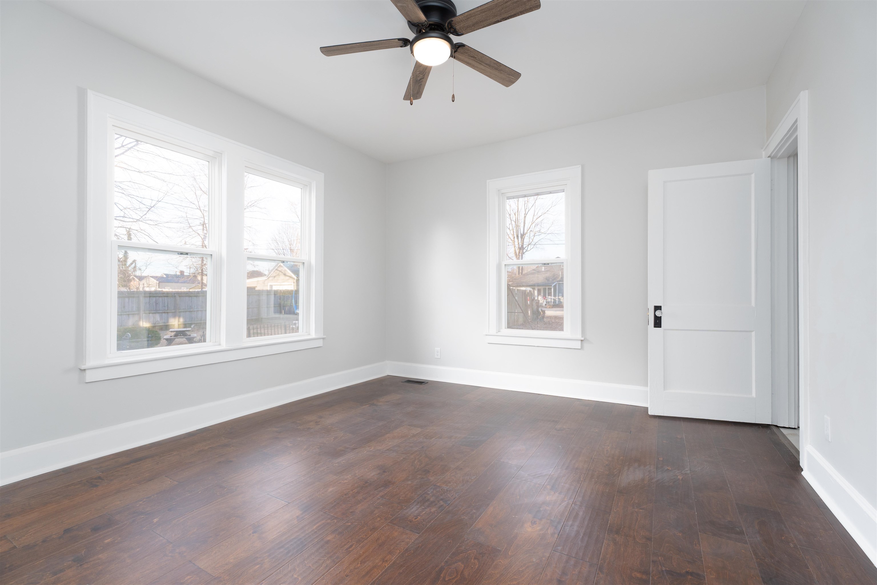 111 19th St., Owensboro, Kentucky 42303, 3 Bedrooms Bedrooms, ,1 BathroomBathrooms,Single Family Residence,For Sale,19th St.,91428
