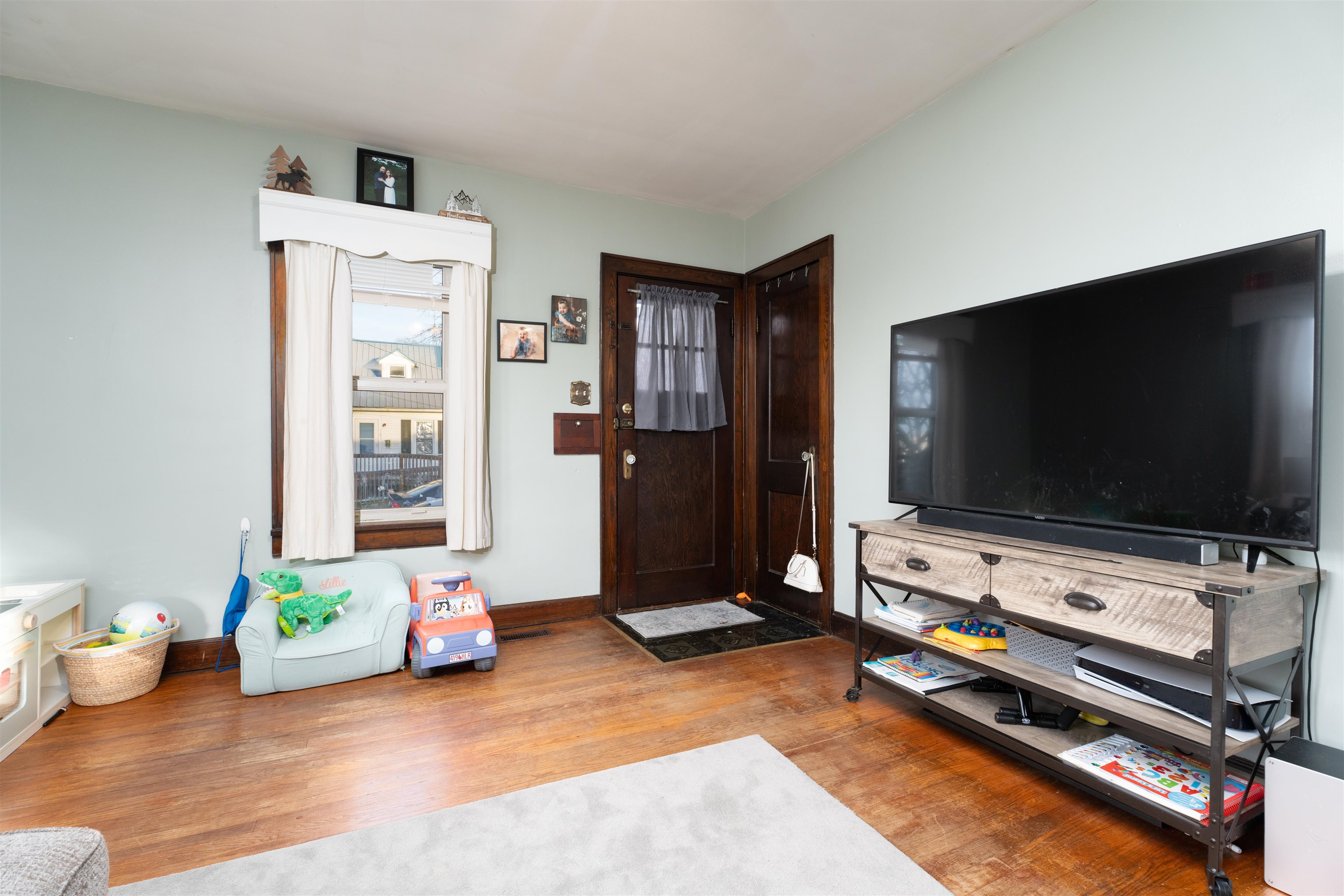 1100 Emerson Ct, Owensboro, Kentucky 42301, 2 Bedrooms Bedrooms, ,1 BathroomBathrooms,Single Family Residence,For Sale,Emerson Ct,91429