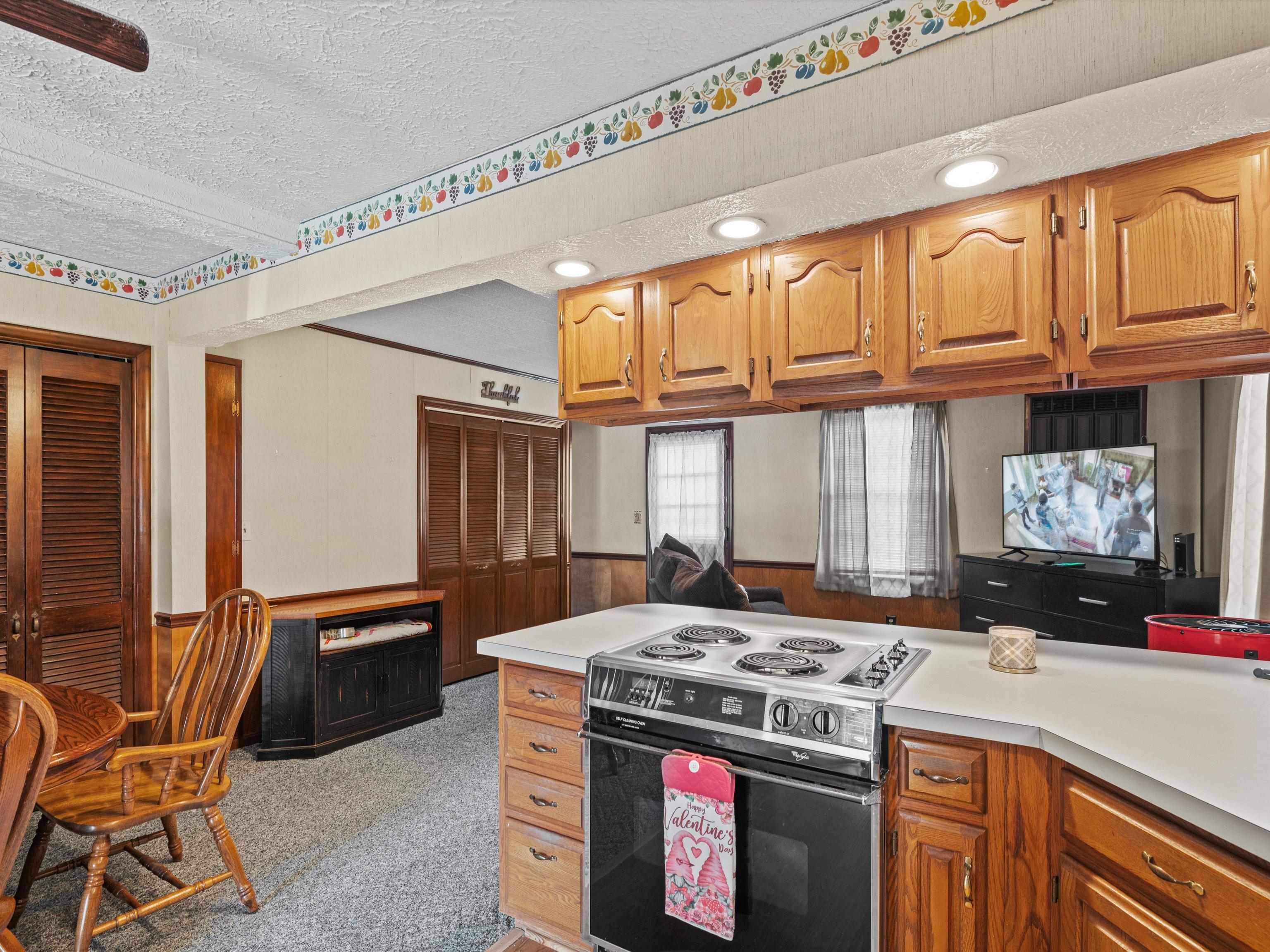 6 Philips Court, Henderson, Kentucky 42420, 3 Bedrooms Bedrooms, ,1 BathroomBathrooms,Single Family Residence,For Sale,Philips Court,91430