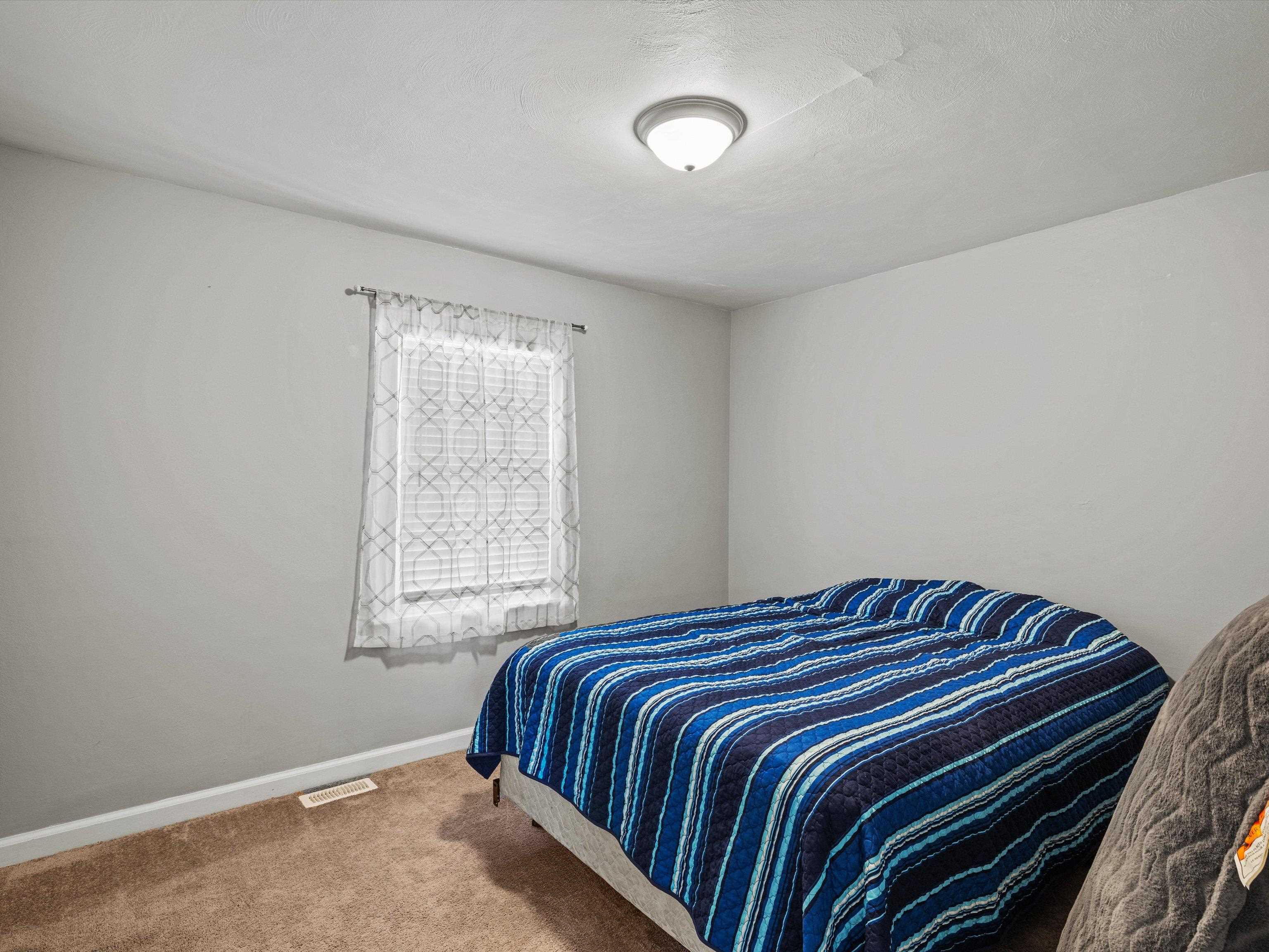 6 Philips Court, Henderson, Kentucky 42420, 3 Bedrooms Bedrooms, ,1 BathroomBathrooms,Single Family Residence,For Sale,Philips Court,91430