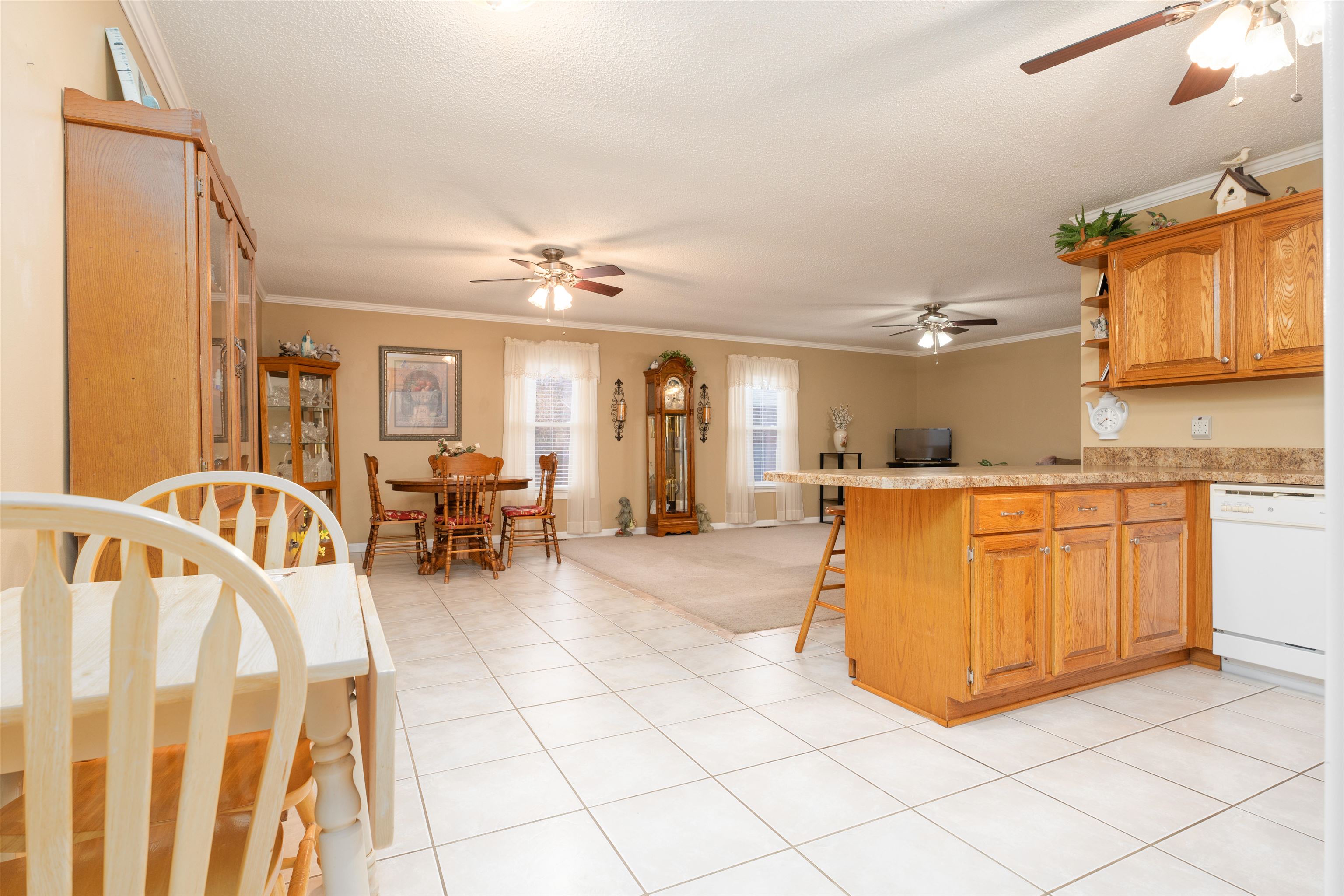 2601 Meridian Court, Owensboro, Kentucky 42301, 3 Bedrooms Bedrooms, ,2 BathroomsBathrooms,Single Family Residence,For Sale,Meridian Court,91435