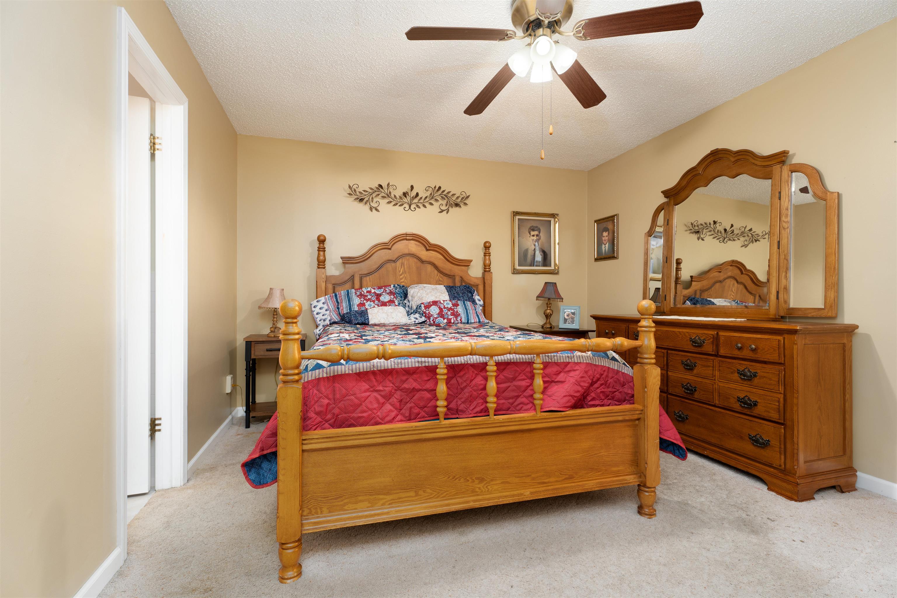 2601 Meridian Court, Owensboro, Kentucky 42301, 3 Bedrooms Bedrooms, ,2 BathroomsBathrooms,Single Family Residence,For Sale,Meridian Court,91435
