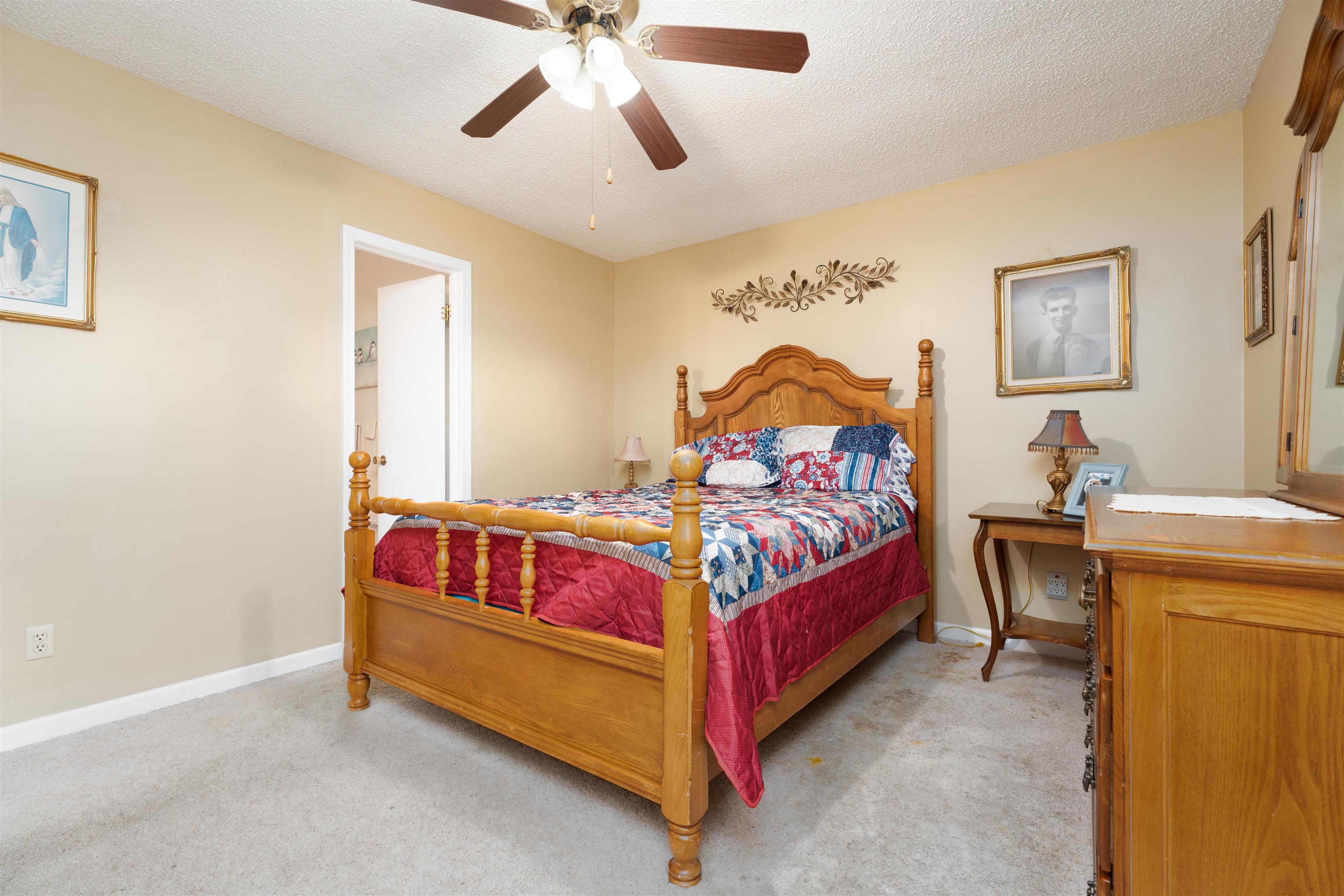 2601 Meridian Court, Owensboro, Kentucky 42301, 3 Bedrooms Bedrooms, ,2 BathroomsBathrooms,Single Family Residence,For Sale,Meridian Court,91435