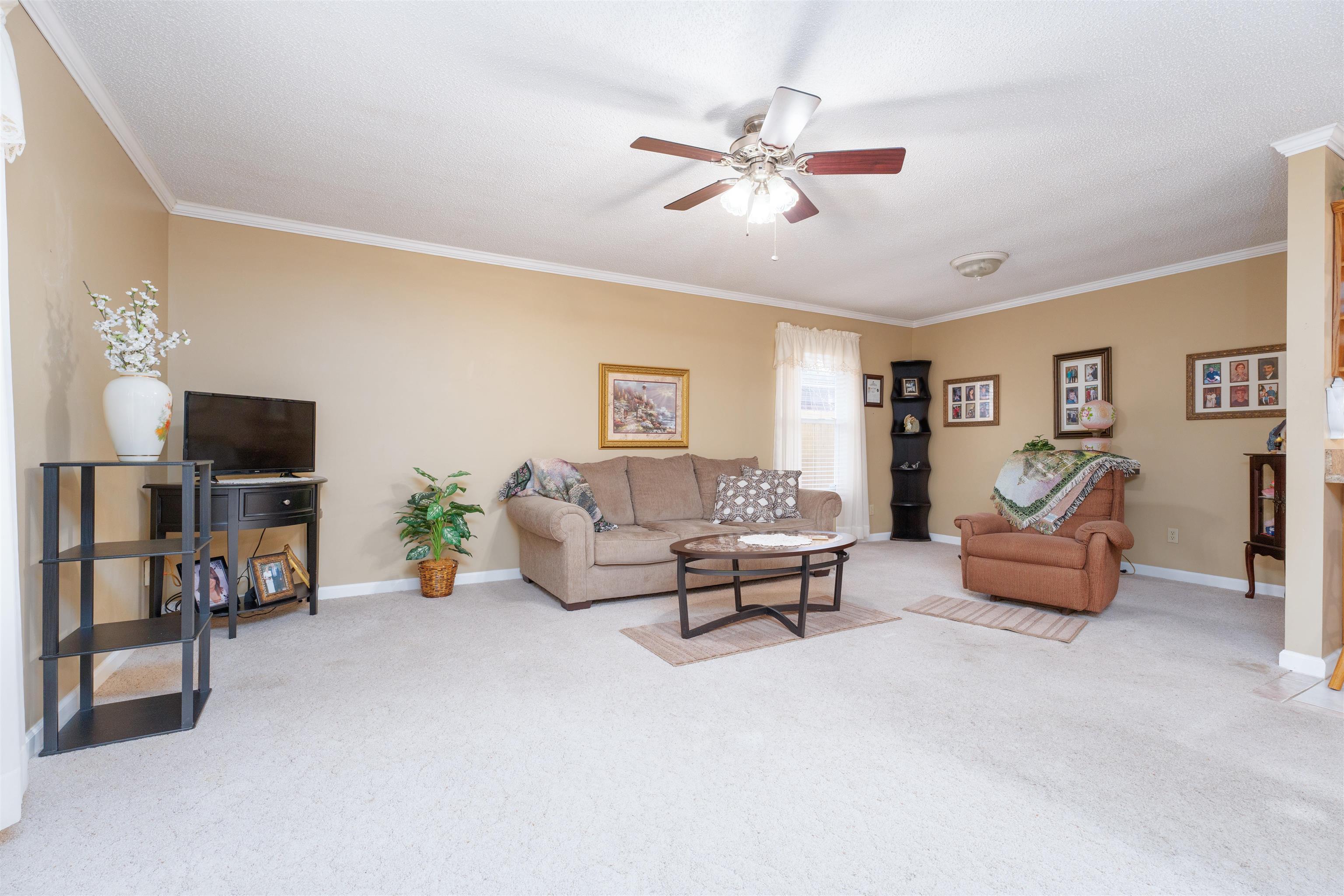 2601 Meridian Court, Owensboro, Kentucky 42301, 3 Bedrooms Bedrooms, ,2 BathroomsBathrooms,Single Family Residence,For Sale,Meridian Court,91435