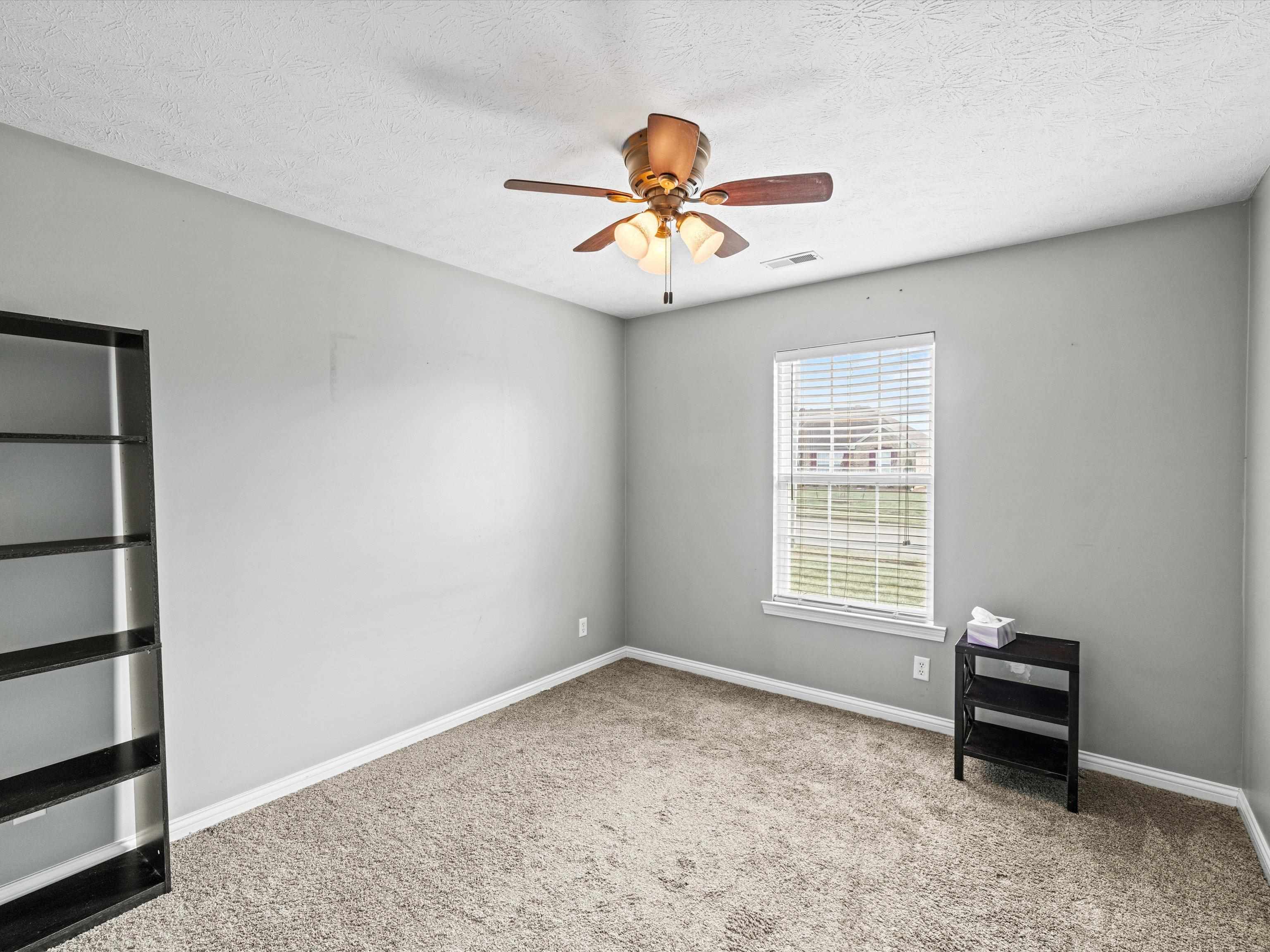 2624 Rush Trail, Owensboro, Kentucky 42303, 3 Bedrooms Bedrooms, ,2 BathroomsBathrooms,Single Family Residence,For Sale,Rush Trail,91437