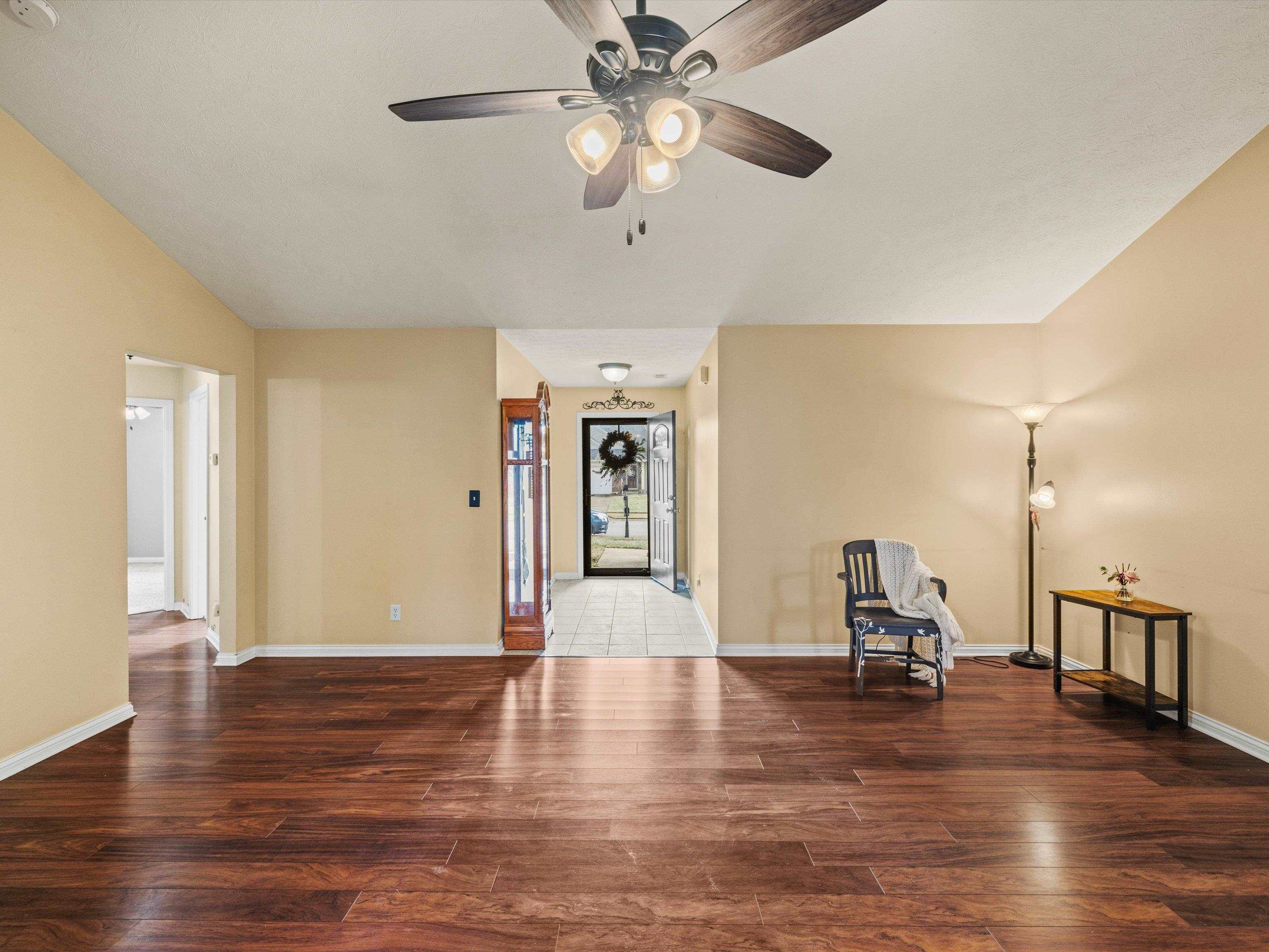 2624 Rush Trail, Owensboro, Kentucky 42303, 3 Bedrooms Bedrooms, ,2 BathroomsBathrooms,Single Family Residence,For Sale,Rush Trail,91437