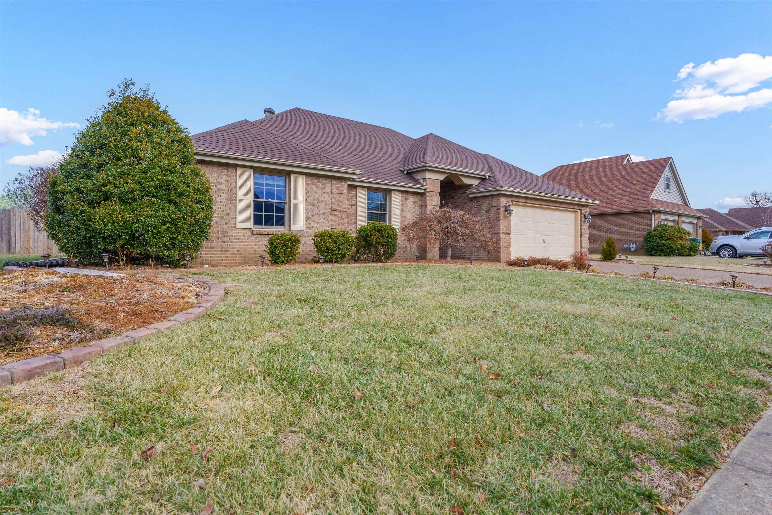 257 Resolution Way, Owensboro, Kentucky 42301, 3 Bedrooms Bedrooms, ,2 BathroomsBathrooms,Single Family Residence,For Sale,Resolution Way,91441