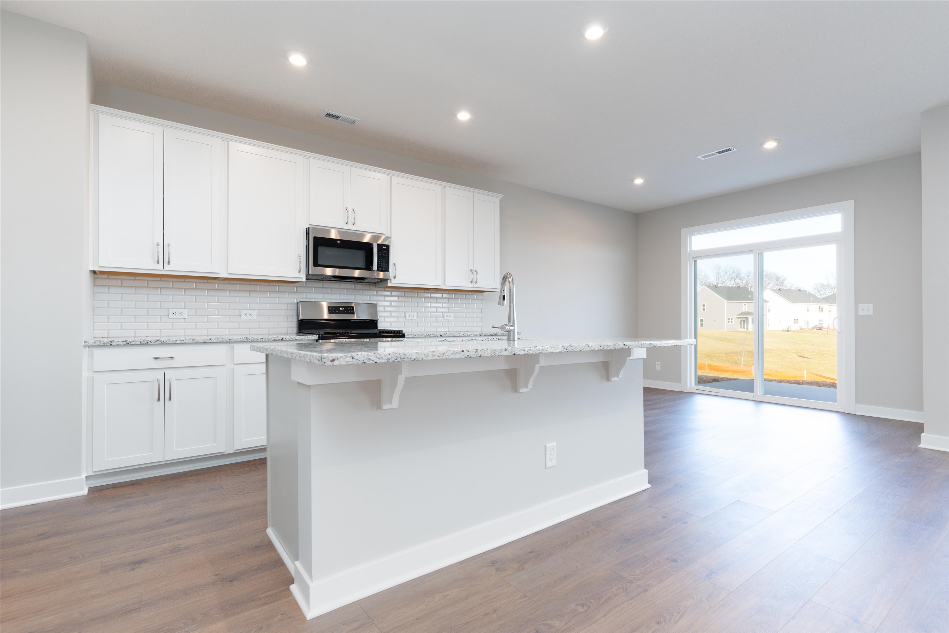 3935 Heatherstone Dr, Owensboro, Kentucky 42301, 3 Bedrooms Bedrooms, ,2 BathroomsBathrooms,Single Family Residence,For Sale,Heatherstone Dr,91445