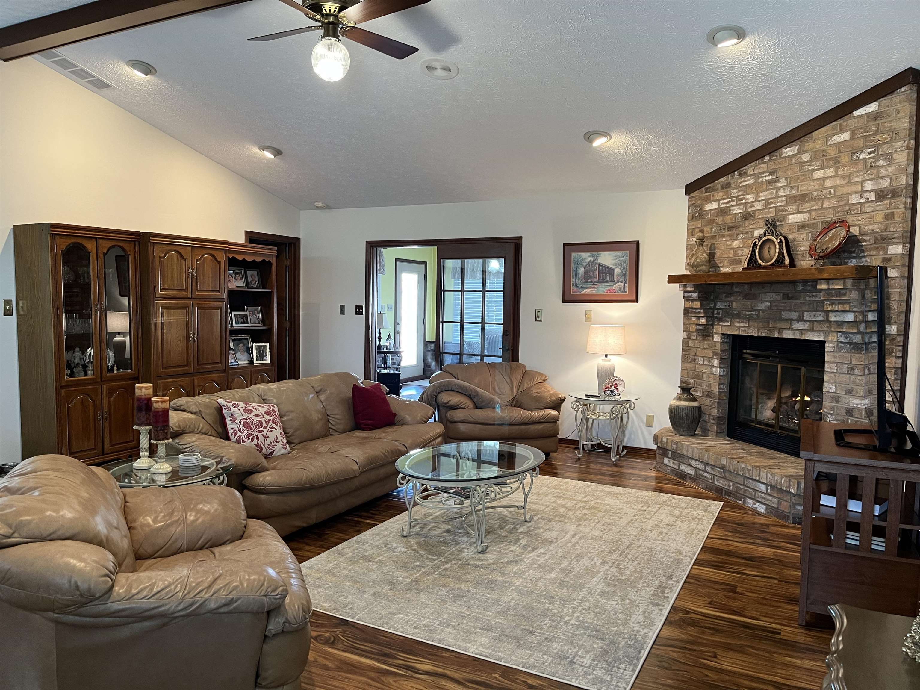 3135 Bold Venture Dr, Owensboro, Kentucky 42303, 3 Bedrooms Bedrooms, ,2 BathroomsBathrooms,Single Family Residence,For Sale,Bold Venture Dr,91448