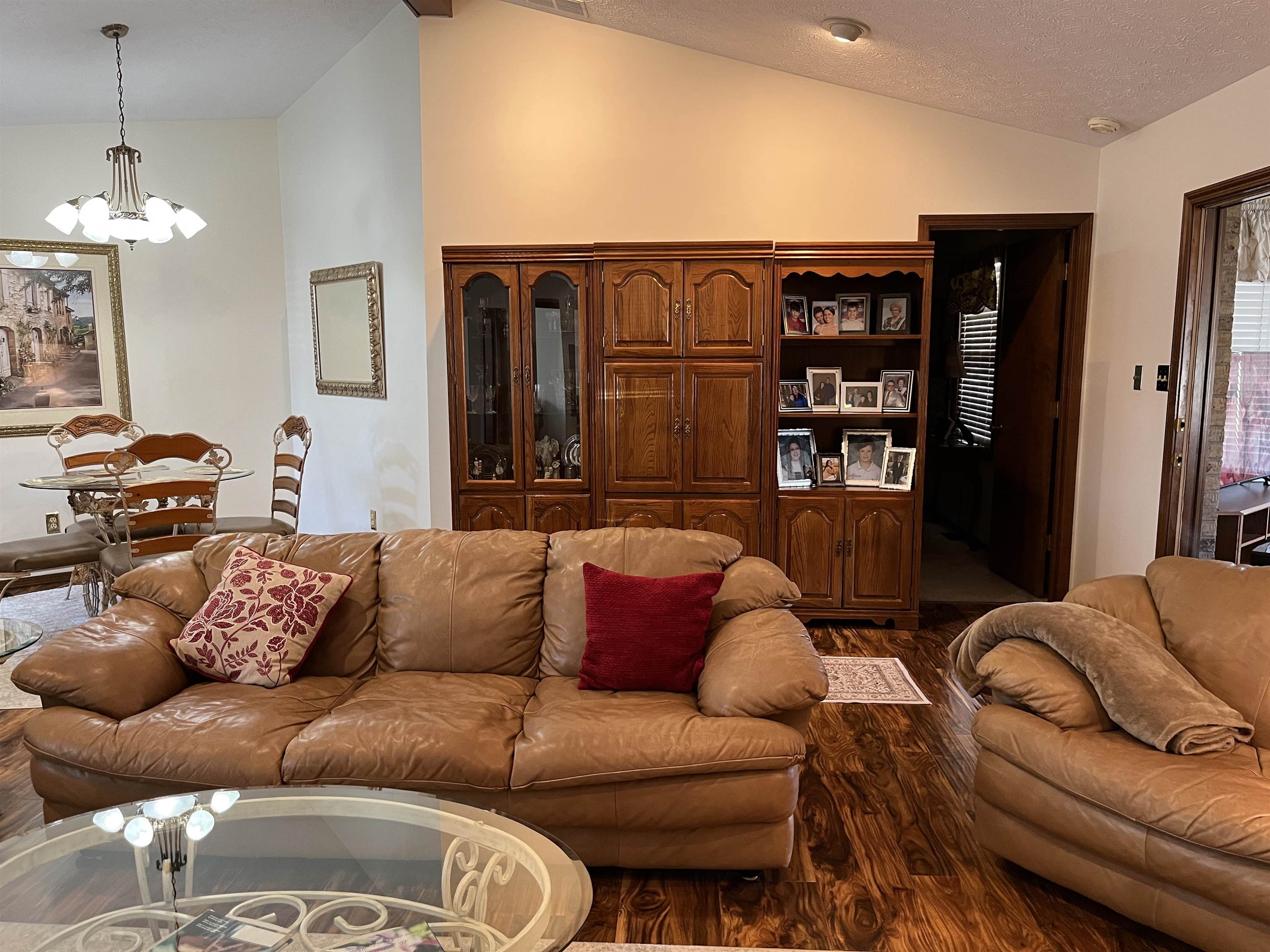 3135 Bold Venture Dr, Owensboro, Kentucky 42303, 3 Bedrooms Bedrooms, ,2 BathroomsBathrooms,Single Family Residence,For Sale,Bold Venture Dr,91448