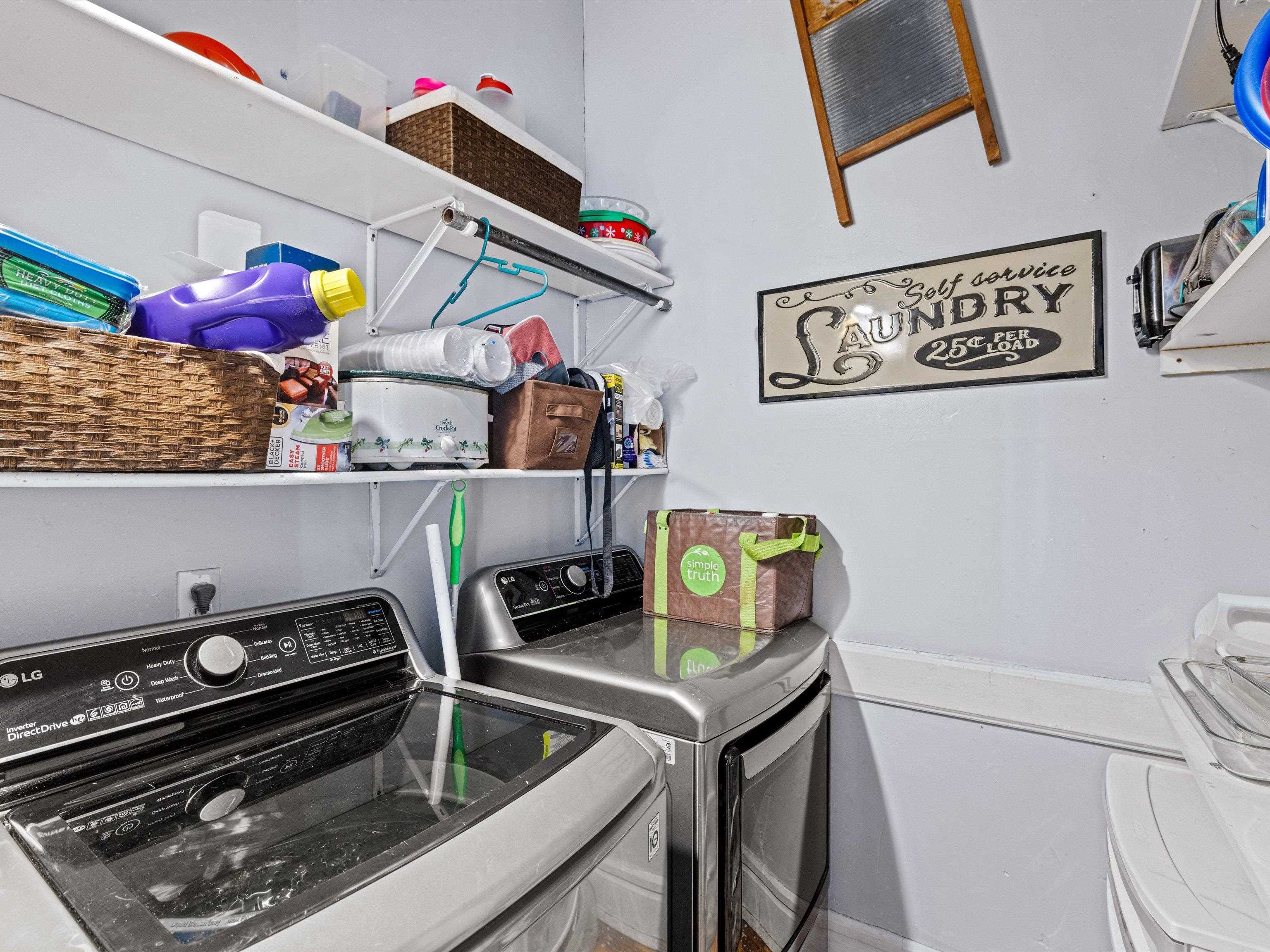 1500 O'Byrne Street, Henderson, Kentucky 42420, 2 Bedrooms Bedrooms, ,2 BathroomsBathrooms,Single Family Residence,For Sale,O'Byrne Street,91451