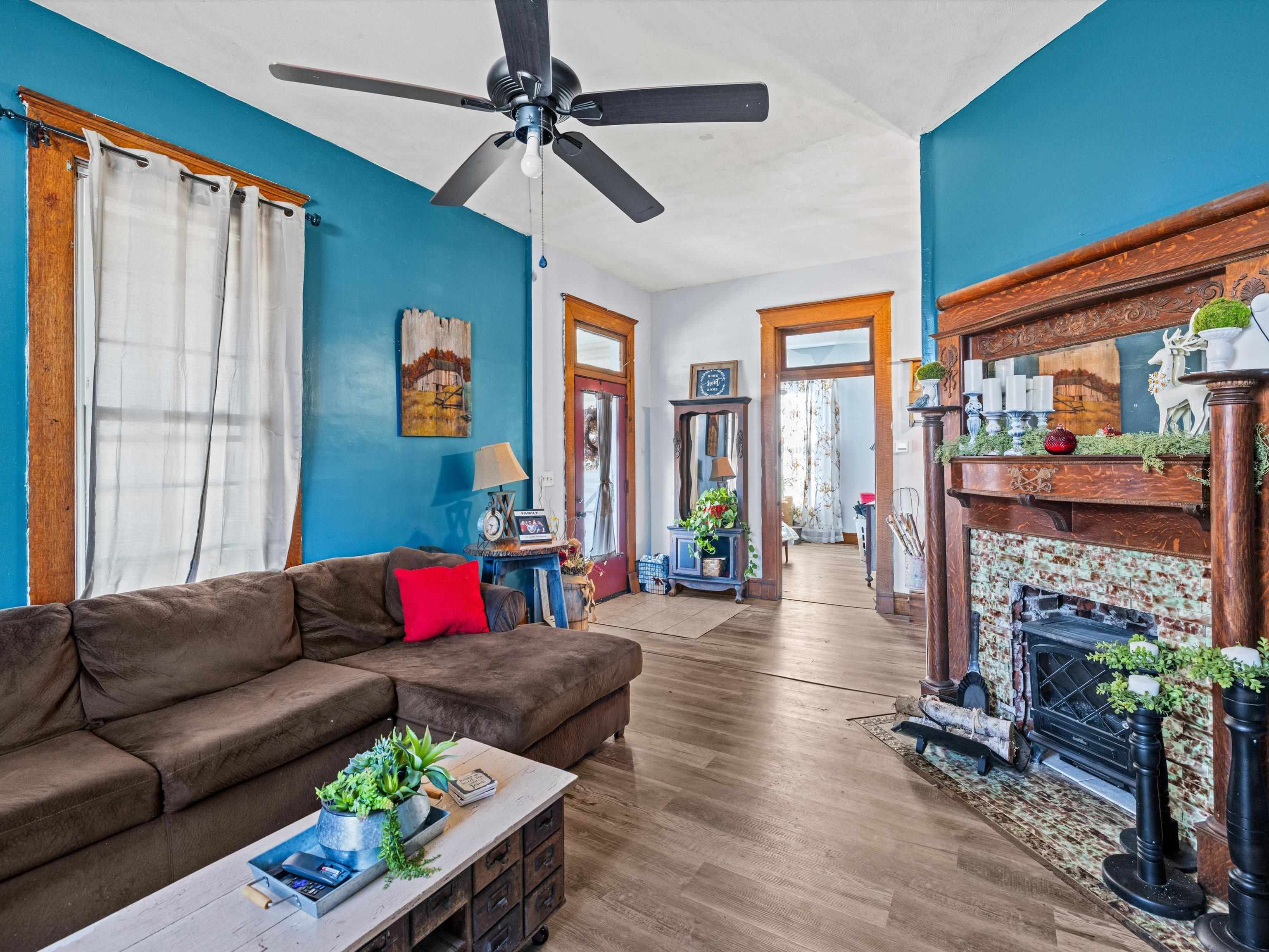 1500 O'Byrne Street, Henderson, Kentucky 42420, 2 Bedrooms Bedrooms, ,2 BathroomsBathrooms,Single Family Residence,For Sale,O'Byrne Street,91451
