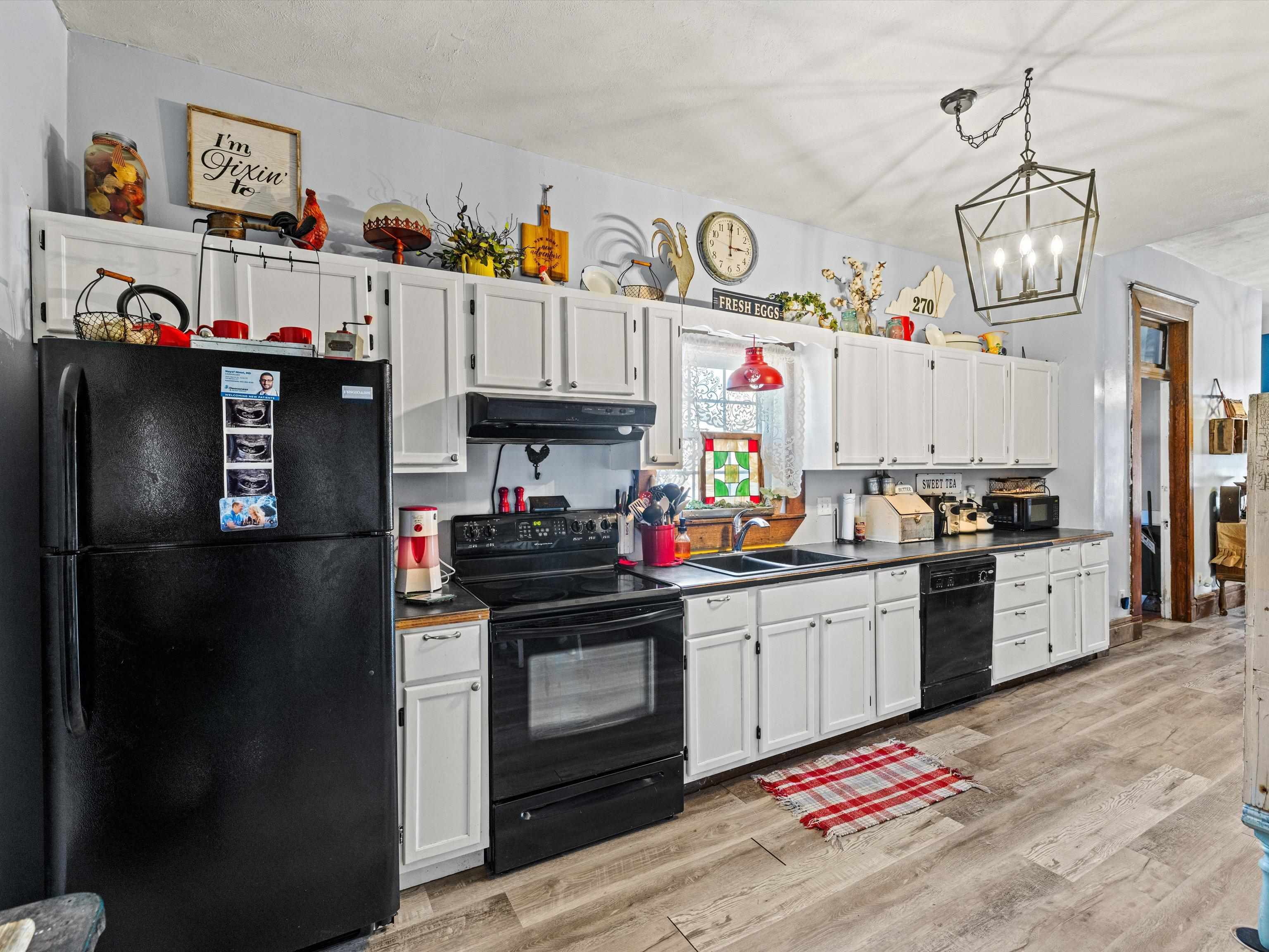 1500 O'Byrne Street, Henderson, Kentucky 42420, 2 Bedrooms Bedrooms, ,2 BathroomsBathrooms,Single Family Residence,For Sale,O'Byrne Street,91451