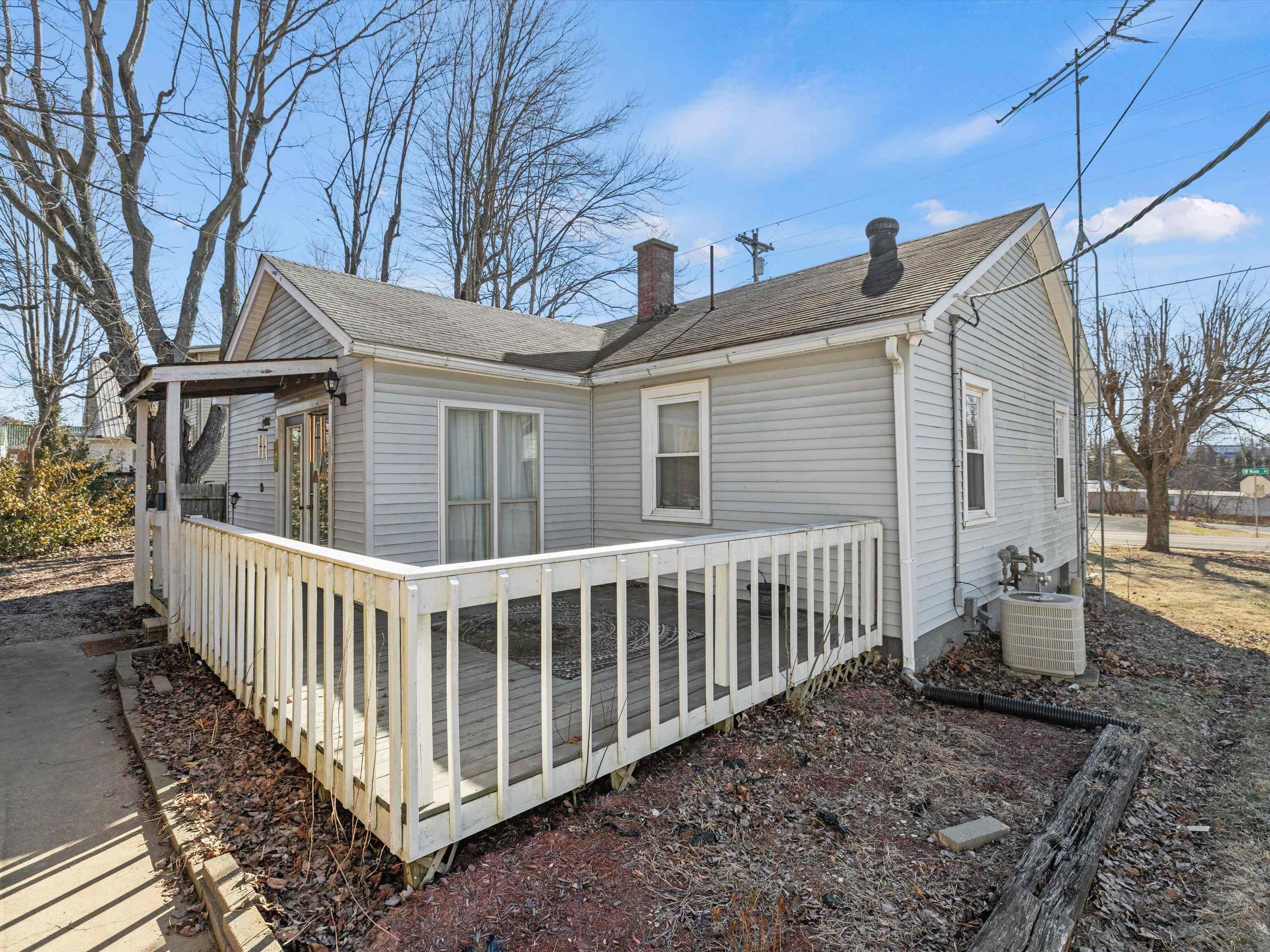 232 Main St., Fordsville, Kentucky 42343, 2 Bedrooms Bedrooms, ,1 BathroomBathrooms,Single Family Residence,For Sale,Main St.,91453