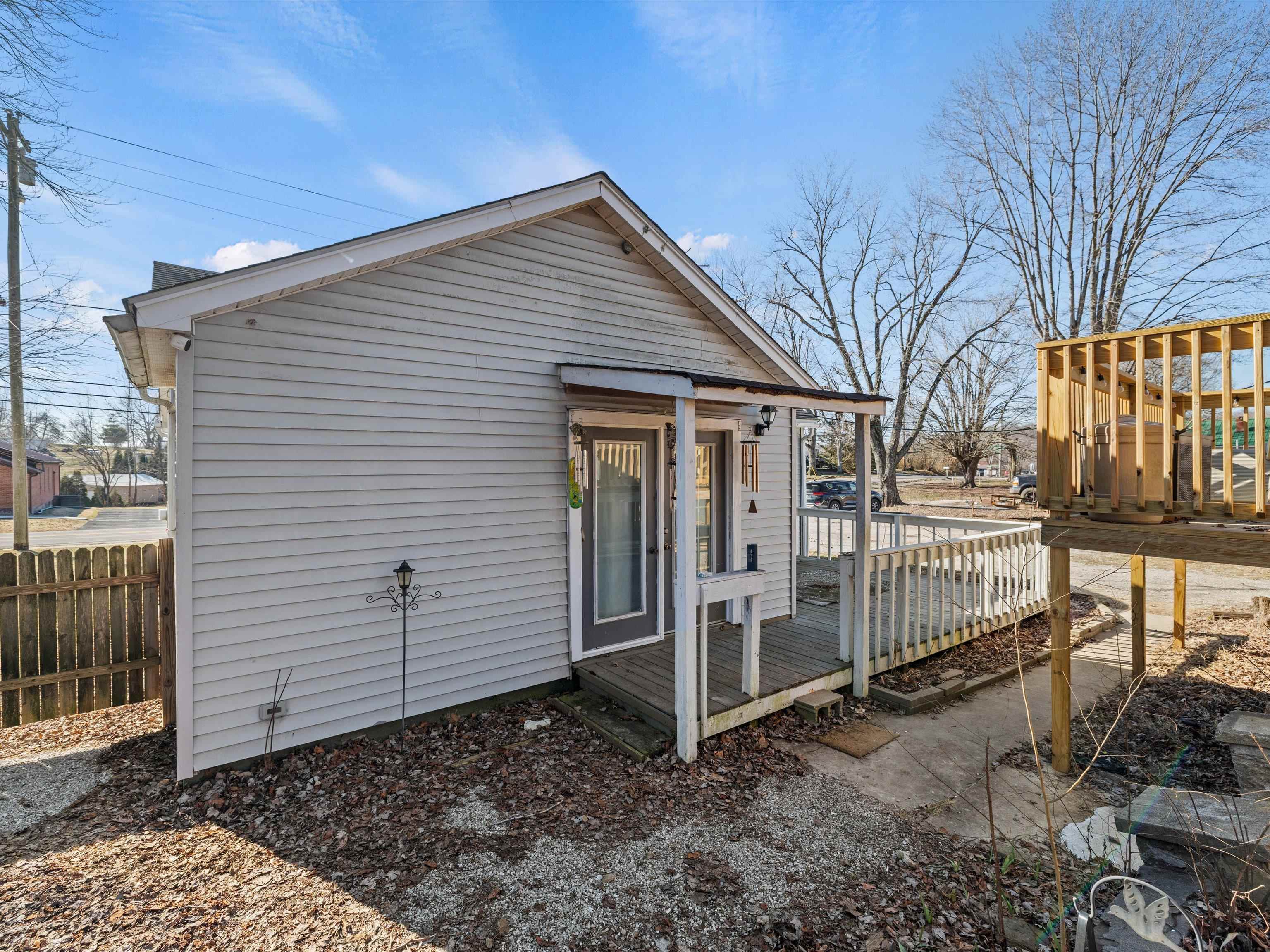 232 Main St., Fordsville, Kentucky 42343, 2 Bedrooms Bedrooms, ,1 BathroomBathrooms,Single Family Residence,For Sale,Main St.,91453
