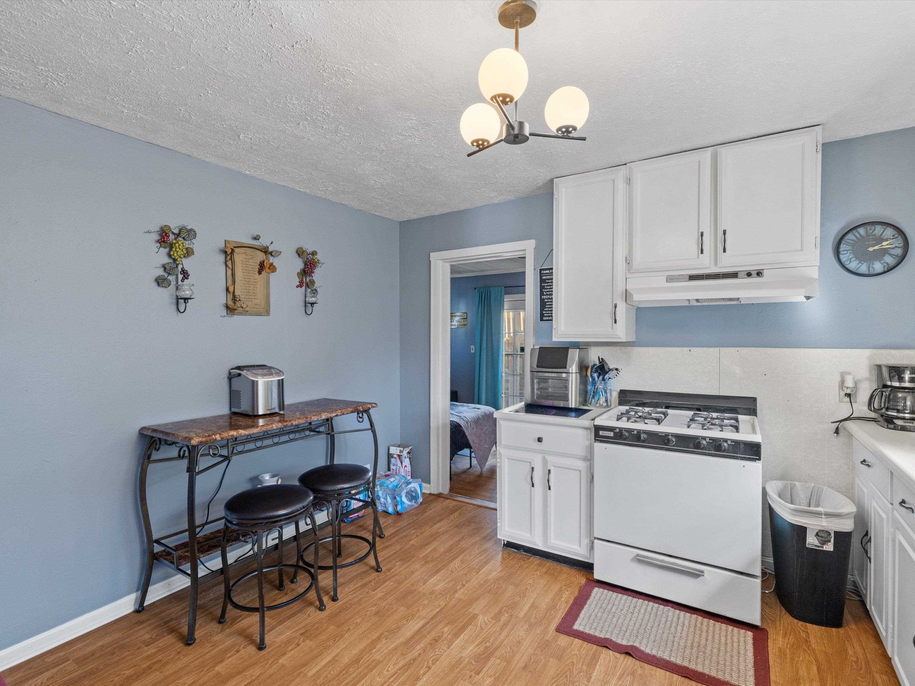232 Main St., Fordsville, Kentucky 42343, 2 Bedrooms Bedrooms, ,1 BathroomBathrooms,Single Family Residence,For Sale,Main St.,91453