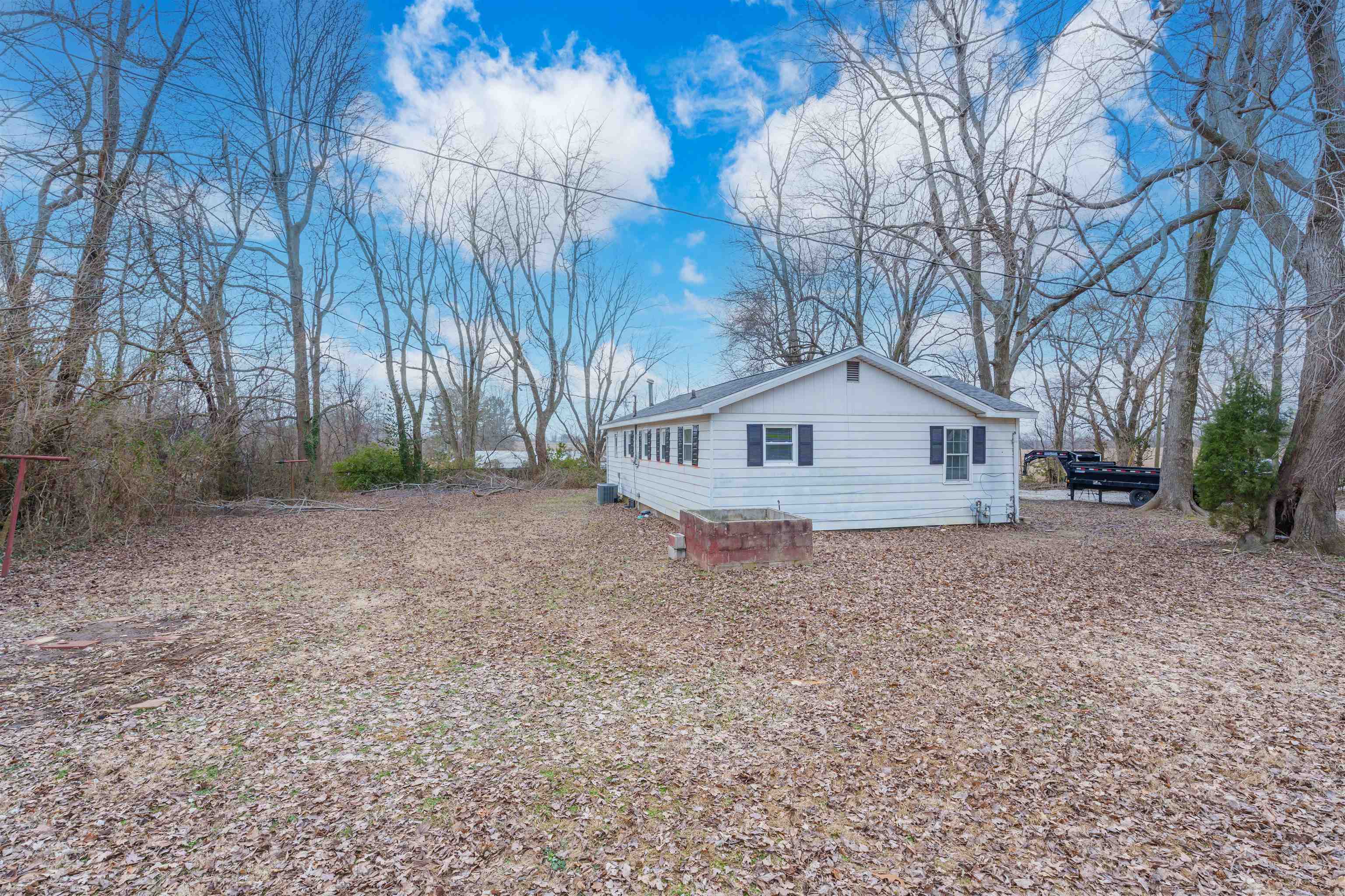9460 HWY 136 E, Henderson, Kentucky 42420, 3 Bedrooms Bedrooms, ,1 BathroomBathrooms,Single Family Residence,For Sale,HWY 136 E,91454