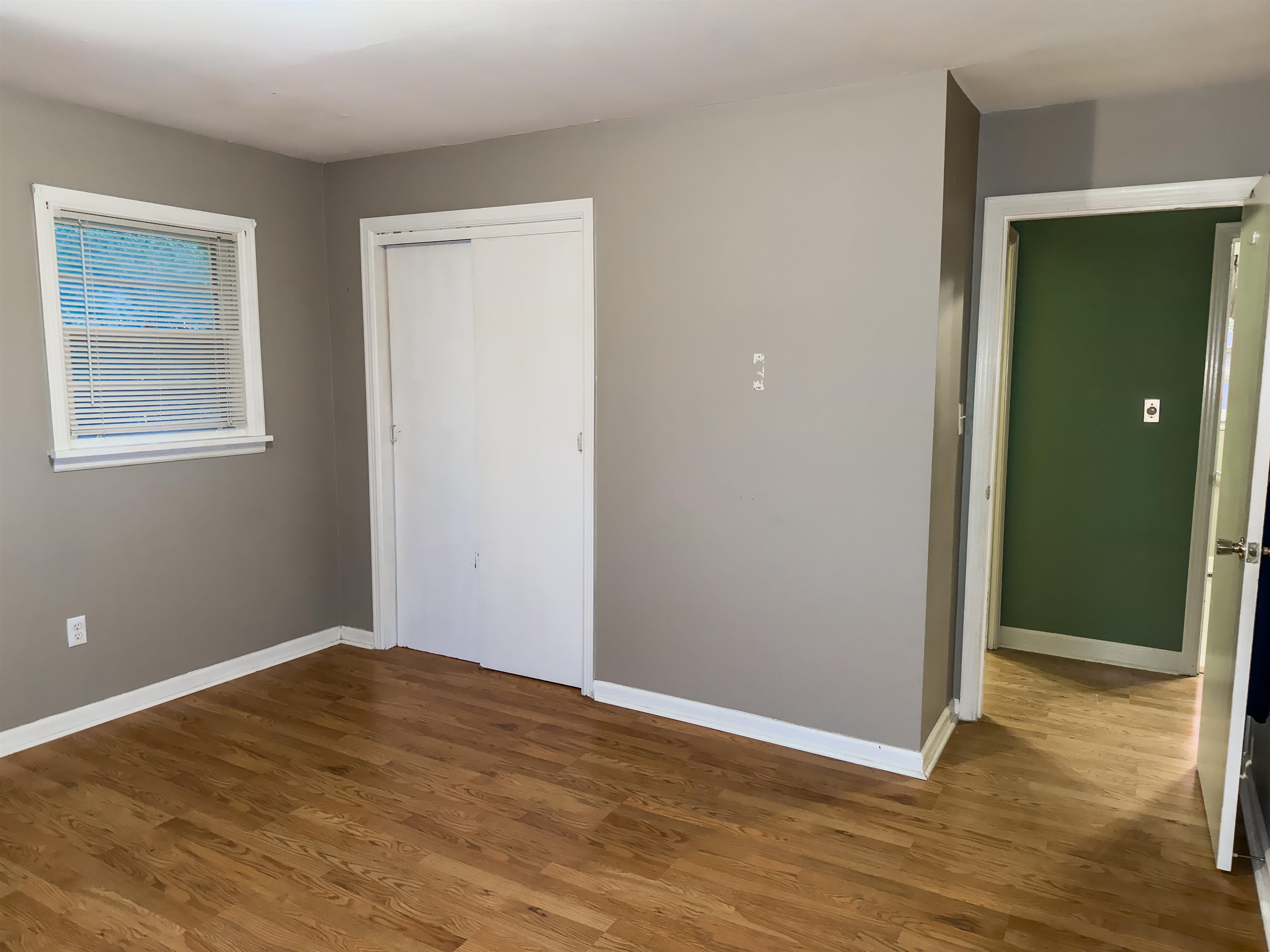 504 Valley Terrace, Irvington, Kentucky 40146, 3 Bedrooms Bedrooms, ,1 BathroomBathrooms,Ranch,For Sale,Valley Terrace,91455