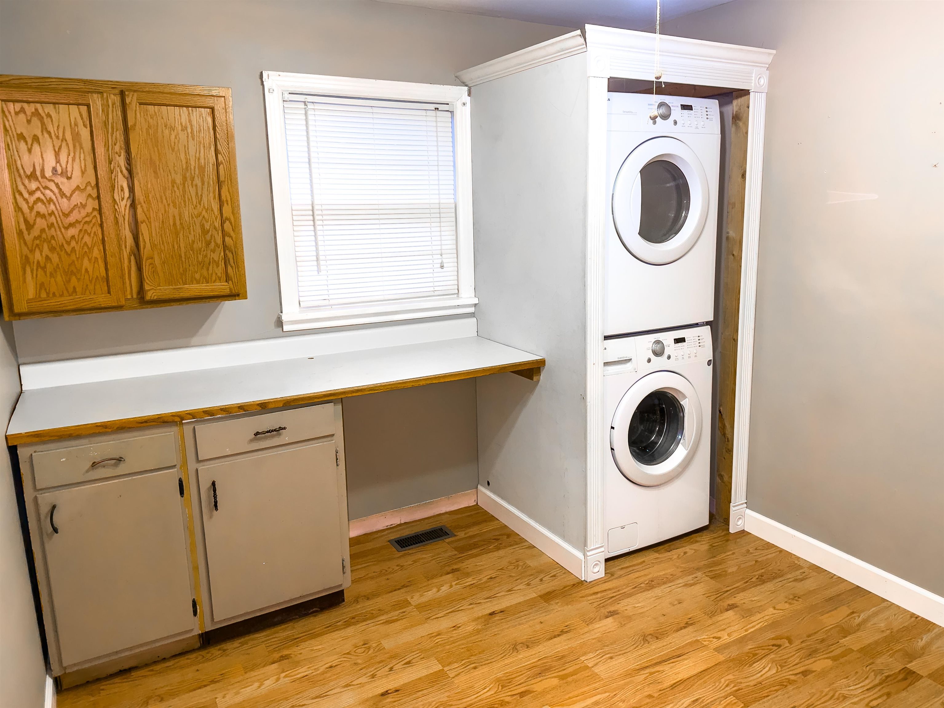 504 Valley Terrace, Irvington, Kentucky 40146, 3 Bedrooms Bedrooms, ,1 BathroomBathrooms,Ranch,For Sale,Valley Terrace,91455