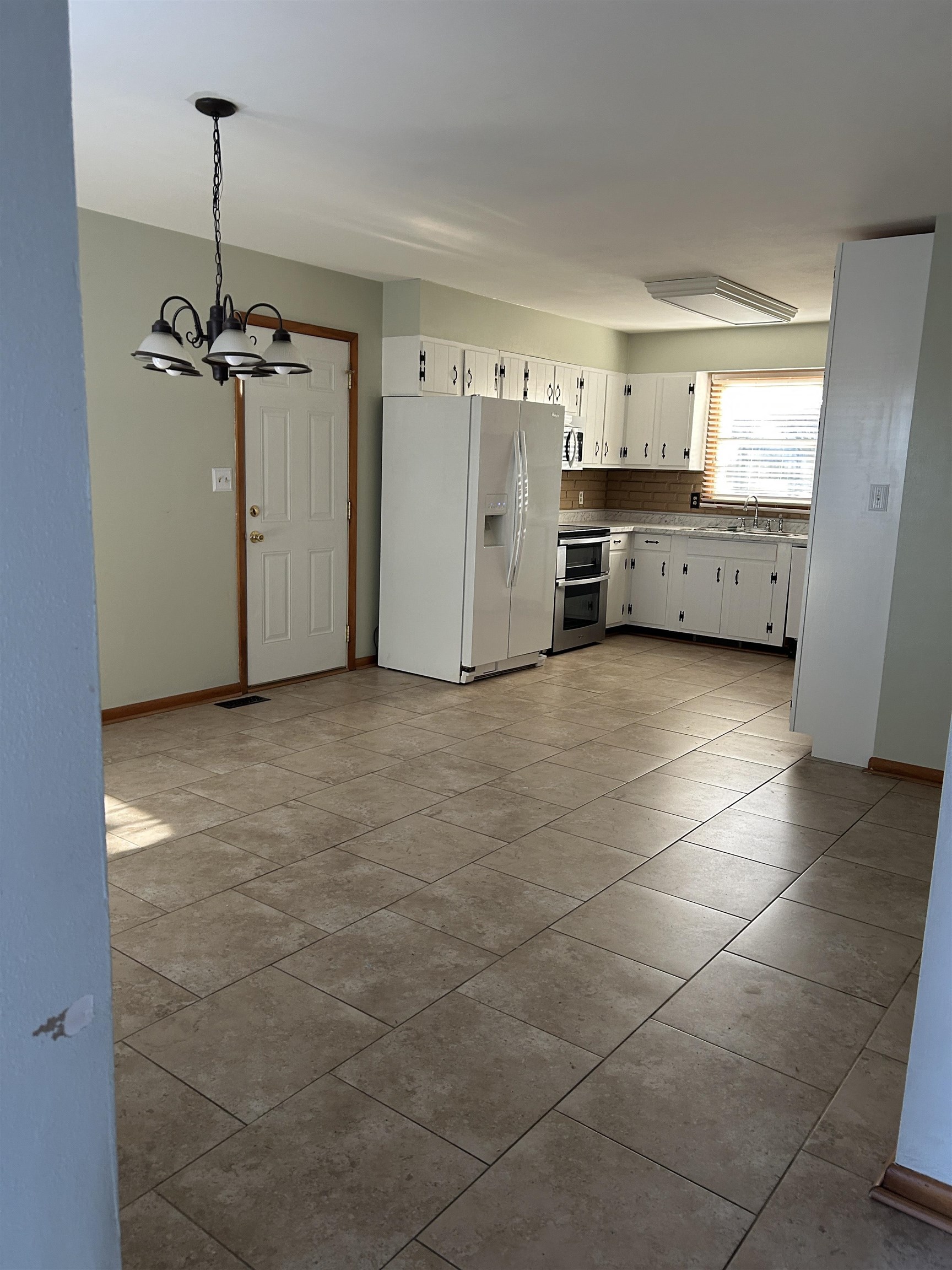 3006 Epworth Lane, Owensboro, Kentucky 42303, 3 Bedrooms Bedrooms, ,1 BathroomBathrooms,Single Family Residence,For Sale,Epworth Lane,91457