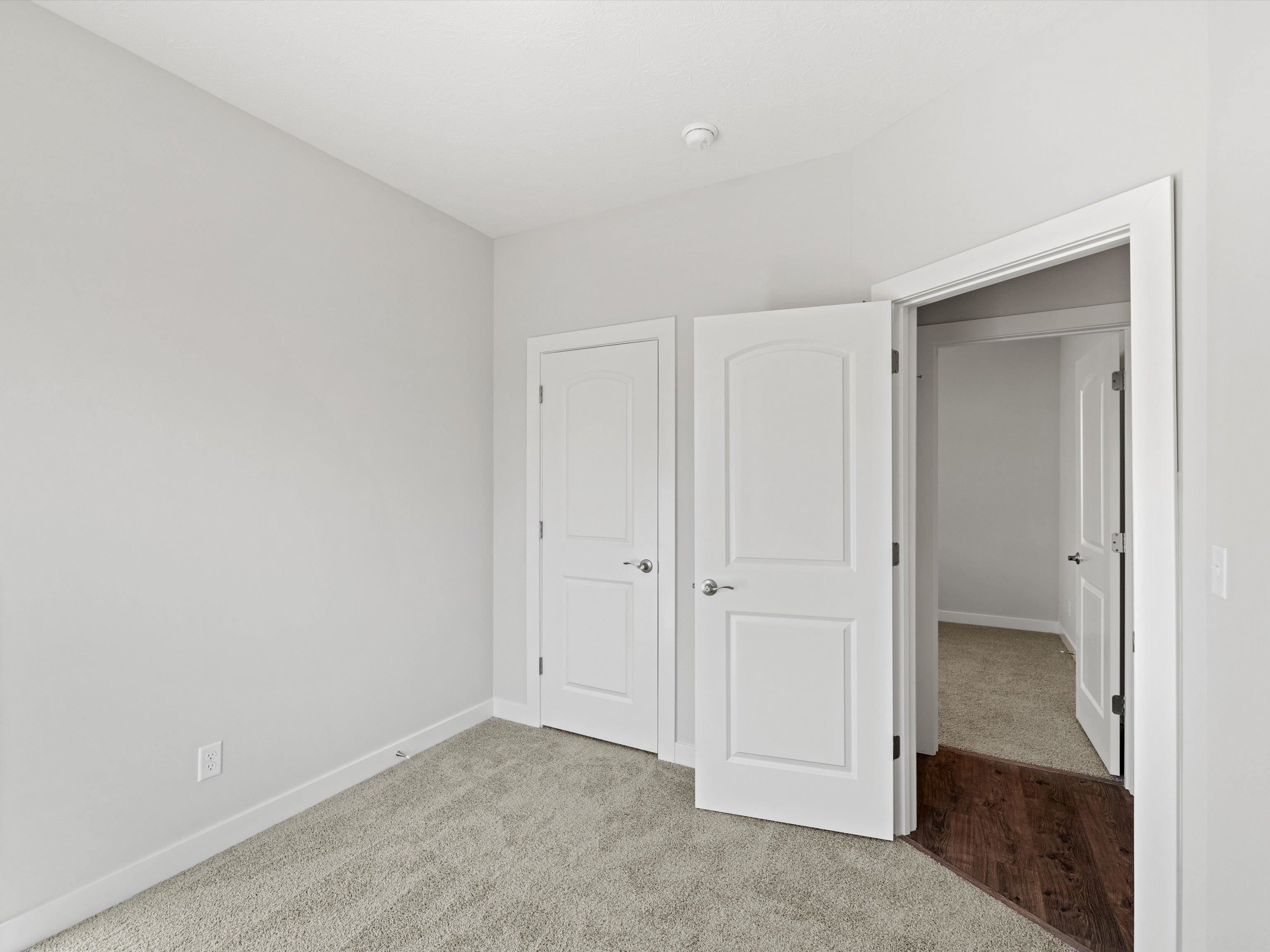 631 Alabaster Lane, Owensboro, Kentucky 42301, 3 Bedrooms Bedrooms, ,2 BathroomsBathrooms,Single Family Residence,For Sale,Alabaster Lane,91458