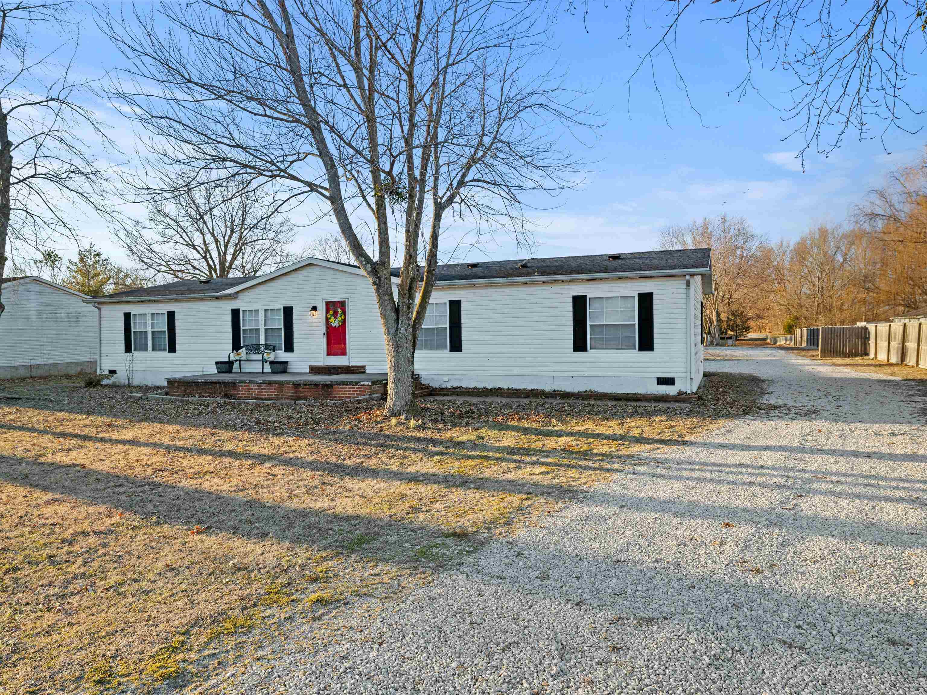 7366 Old Hwy 81, Owensboro, Kentucky 42301, 4 Bedrooms Bedrooms, ,2 BathroomsBathrooms,Single Family Residence,For Sale,Old Hwy 81,91459