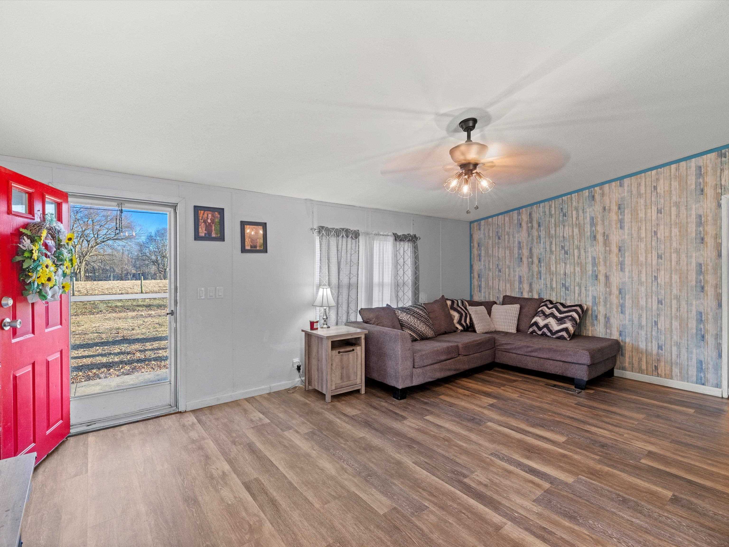 7366 Old Hwy 81, Owensboro, Kentucky 42301, 4 Bedrooms Bedrooms, ,2 BathroomsBathrooms,Single Family Residence,For Sale,Old Hwy 81,91459