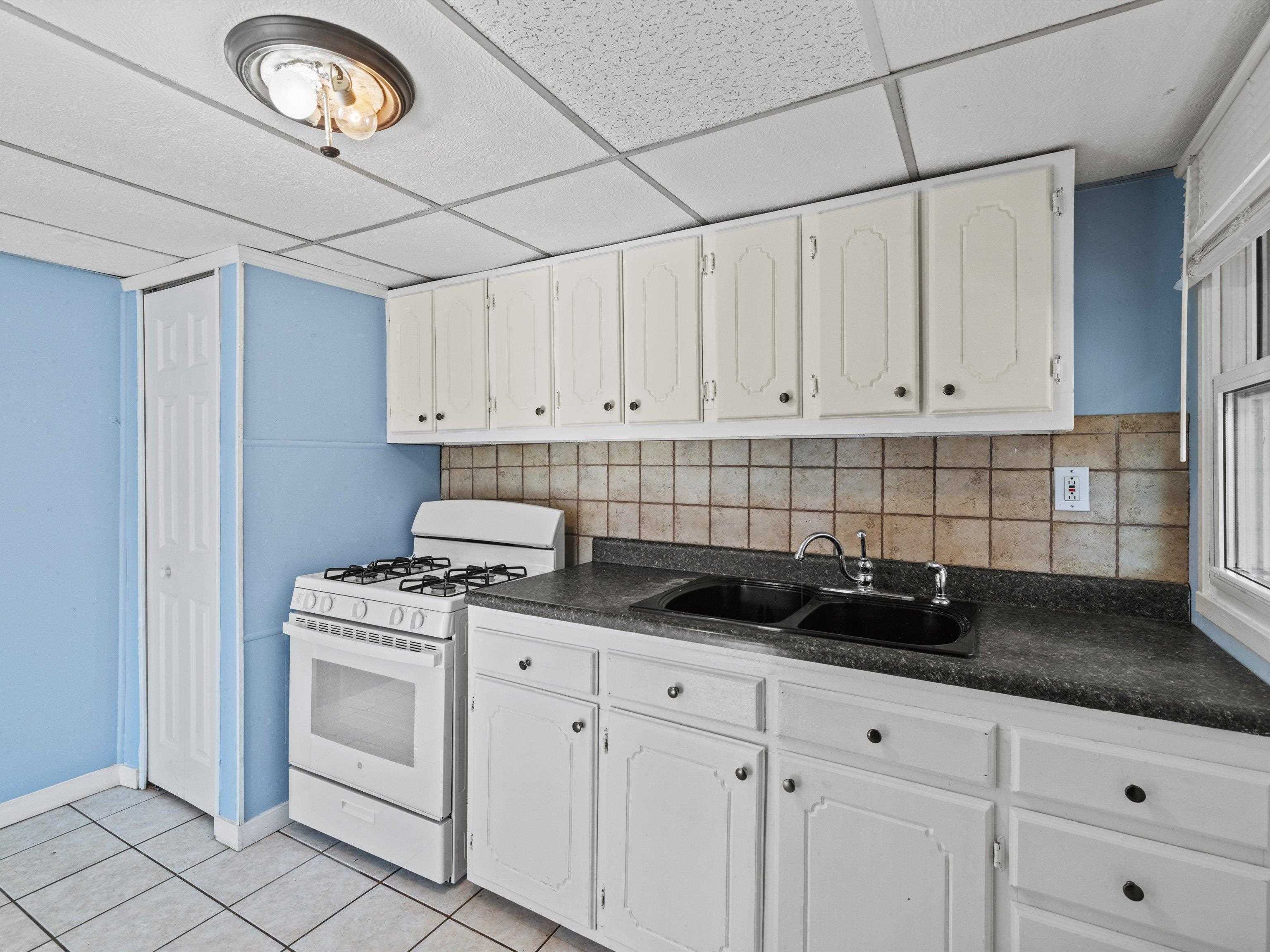501 Jed Place, Owensboro, Kentucky 42301, 3 Bedrooms Bedrooms, ,1 BathroomBathrooms,Single Family Residence,For Sale,Jed Place,91461