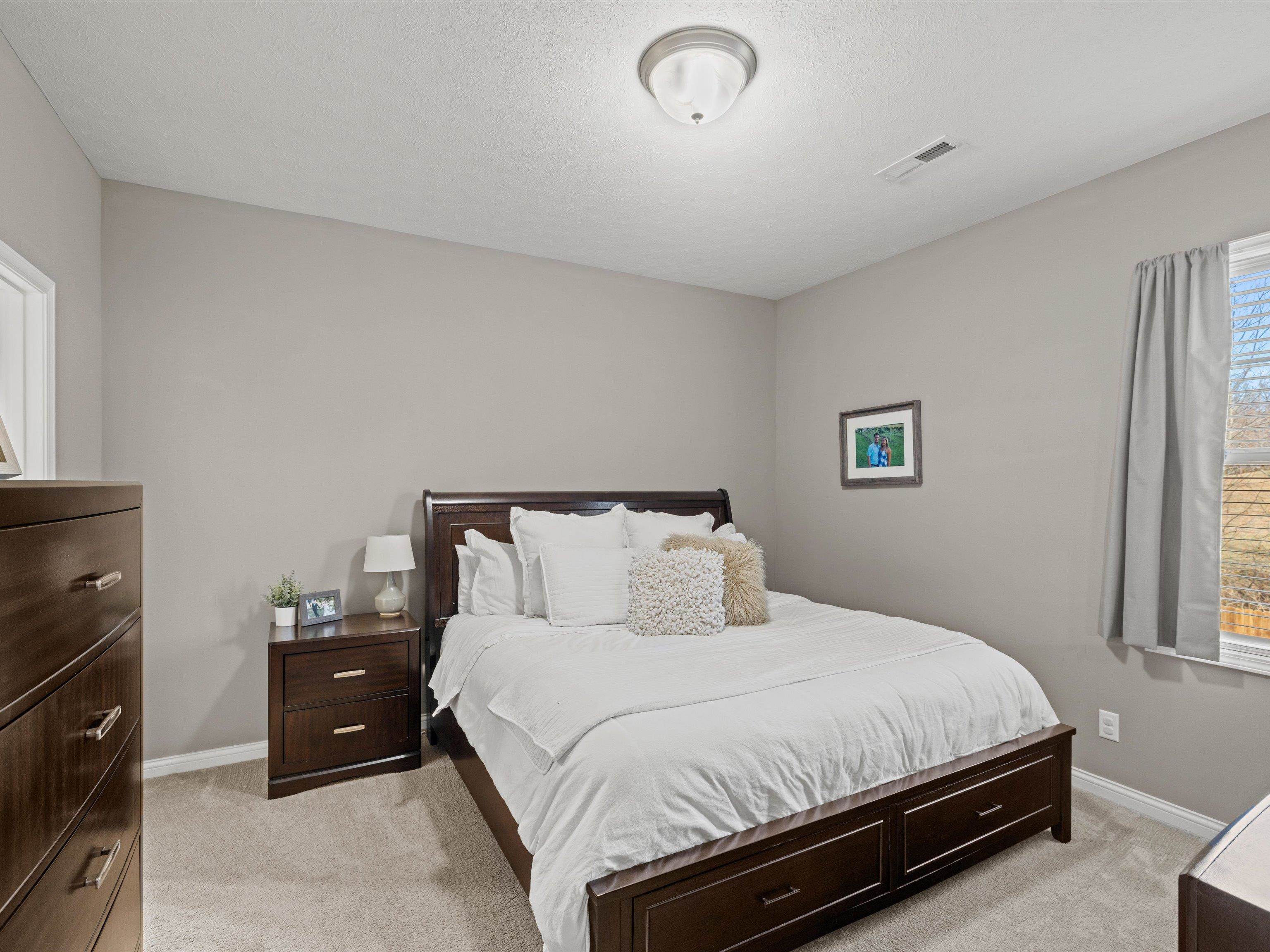 6367 Valley Brook Trace, Utica, Kentucky 42376, 3 Bedrooms Bedrooms, ,2 BathroomsBathrooms,Single Family Residence,For Sale,Valley Brook Trace,91464