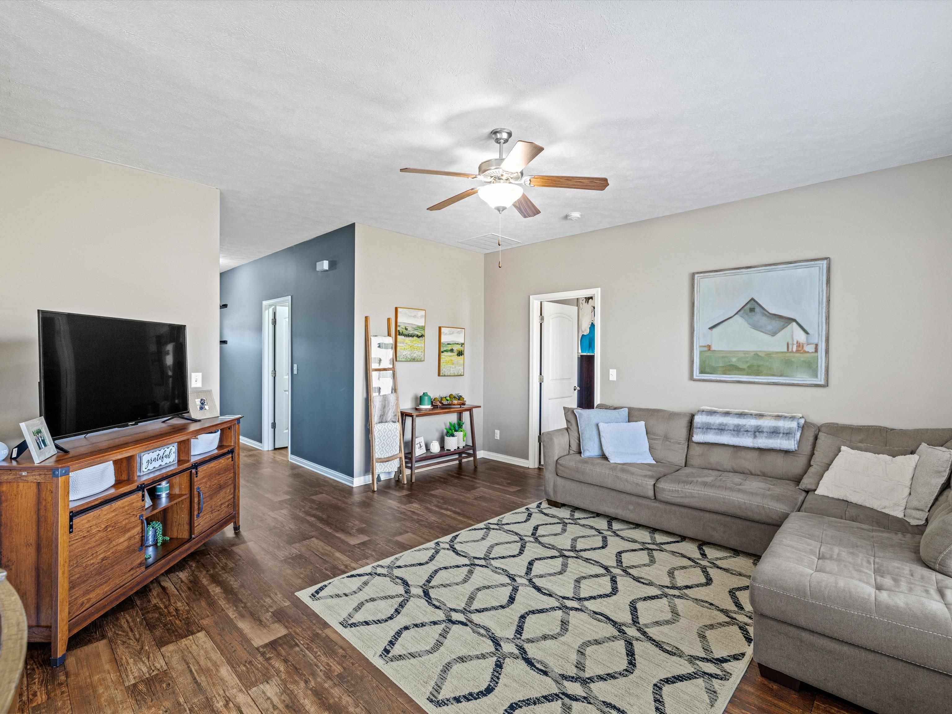 6367 Valley Brook Trace, Utica, Kentucky 42376, 3 Bedrooms Bedrooms, ,2 BathroomsBathrooms,Single Family Residence,For Sale,Valley Brook Trace,91464