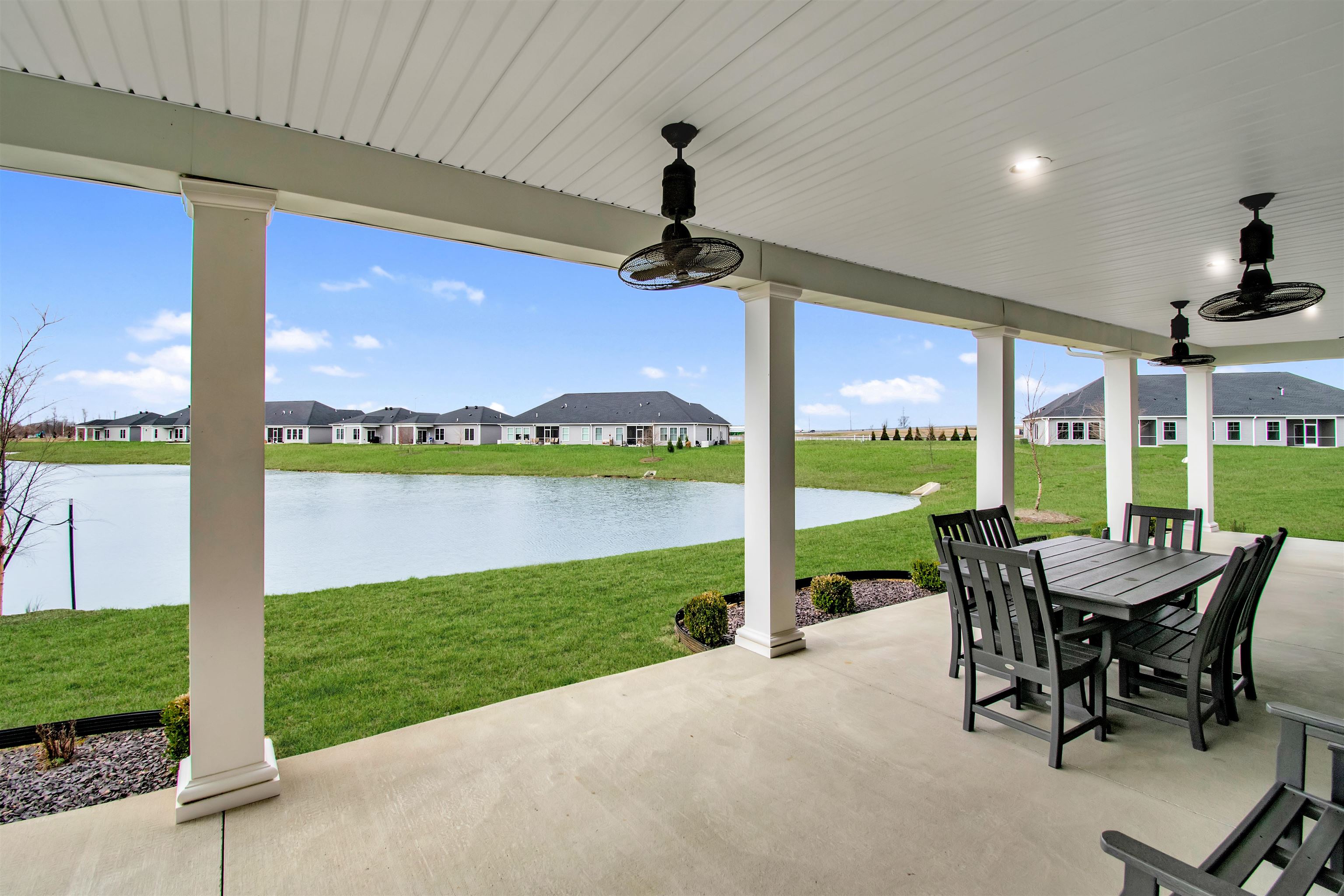2553 Watson Circle, Owensboro, Kentucky 42301, 2 Bedrooms Bedrooms, ,2 BathroomsBathrooms,Single Family Residence,For Sale,Watson Circle,91468