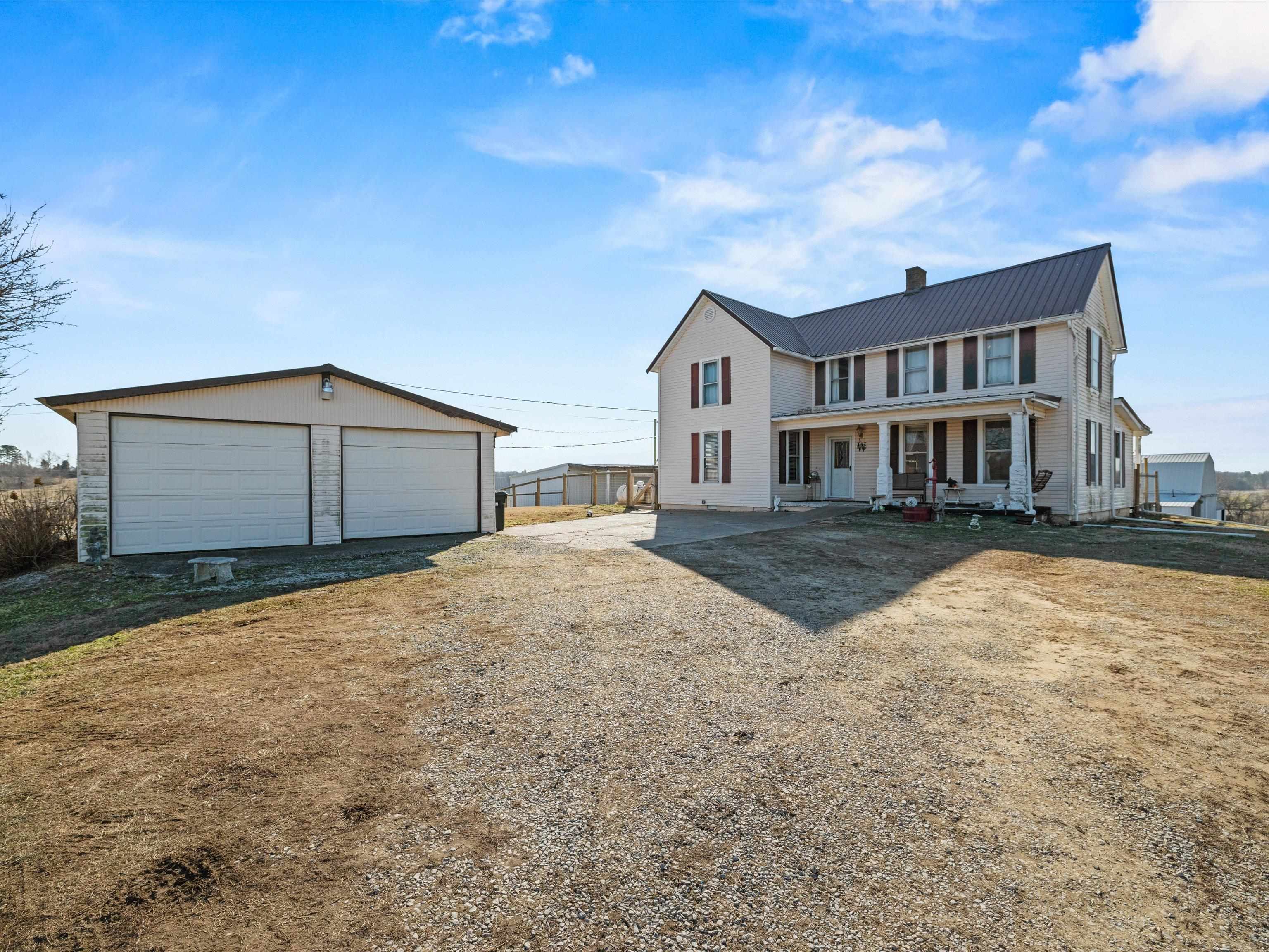 8756 Mulligan Rd, Owensboro, Kentucky 42301, 4 Bedrooms Bedrooms, ,1 BathroomBathrooms,Single Family Residence,For Sale,Mulligan Rd,91470