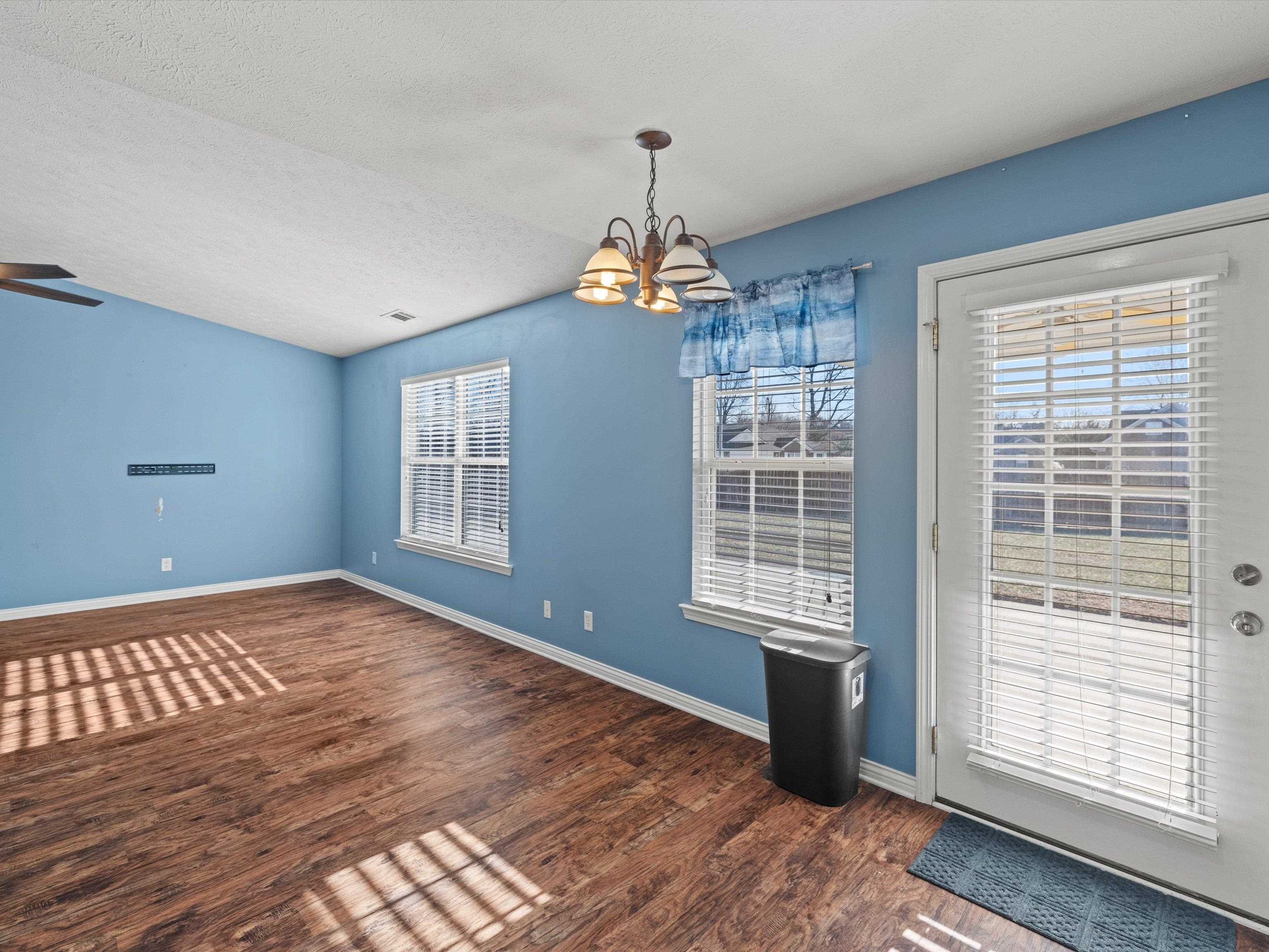 2342 Trails Lake Garden, Owensboro, Kentucky 42303, 3 Bedrooms Bedrooms, ,2 BathroomsBathrooms,Single Family Residence,For Sale,Trails Lake Garden,91473