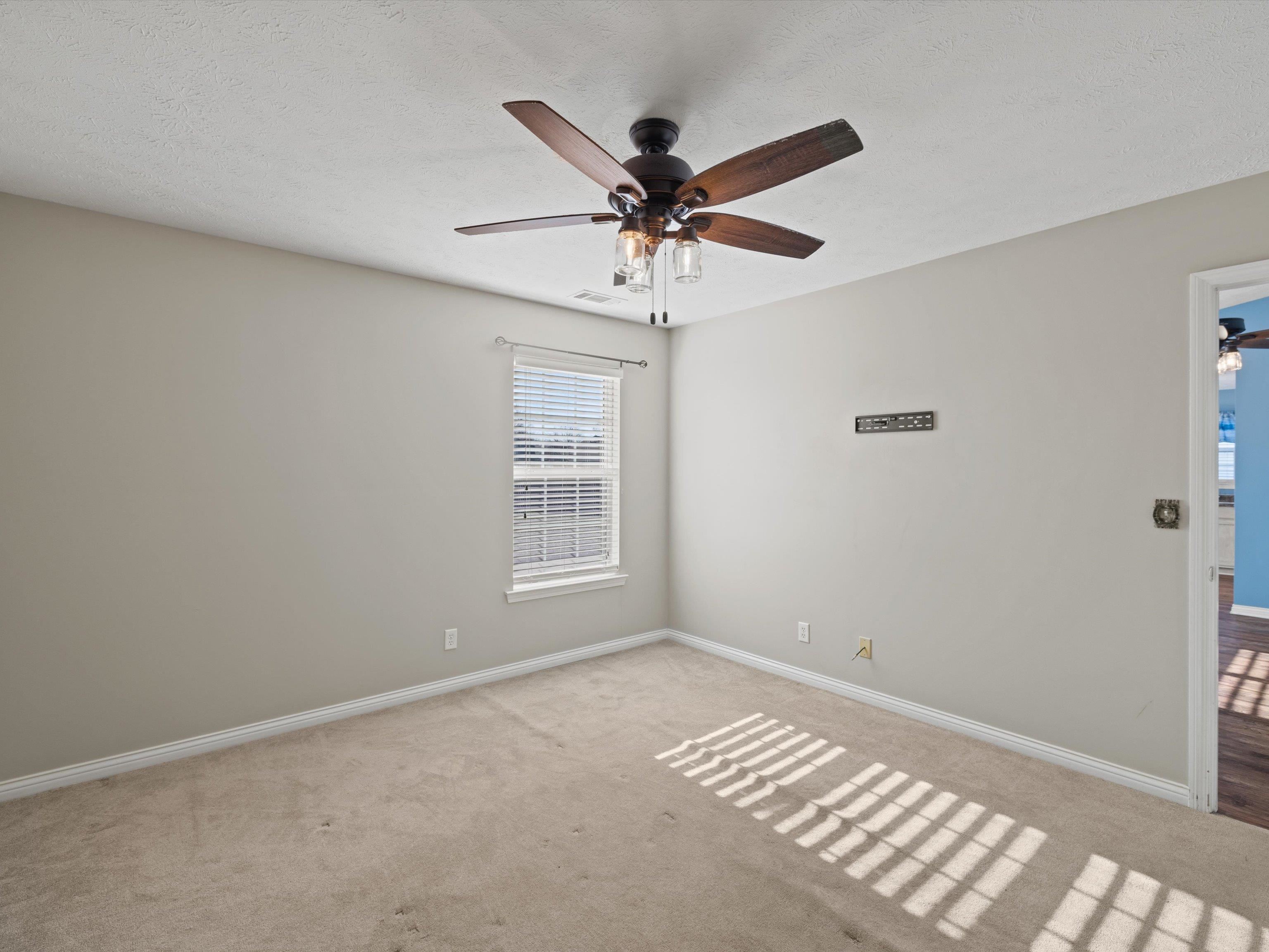 2342 Trails Lake Garden, Owensboro, Kentucky 42303, 3 Bedrooms Bedrooms, ,2 BathroomsBathrooms,Single Family Residence,For Sale,Trails Lake Garden,91473