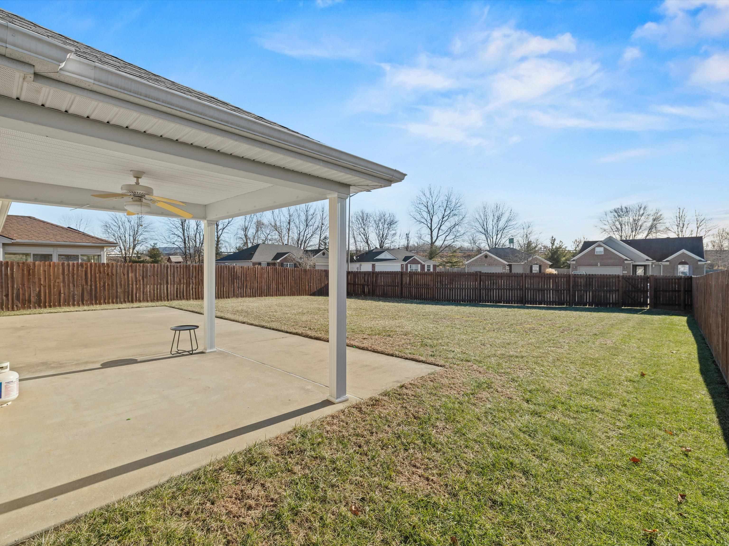 2342 Trails Lake Garden, Owensboro, Kentucky 42303, 3 Bedrooms Bedrooms, ,2 BathroomsBathrooms,Single Family Residence,For Sale,Trails Lake Garden,91473