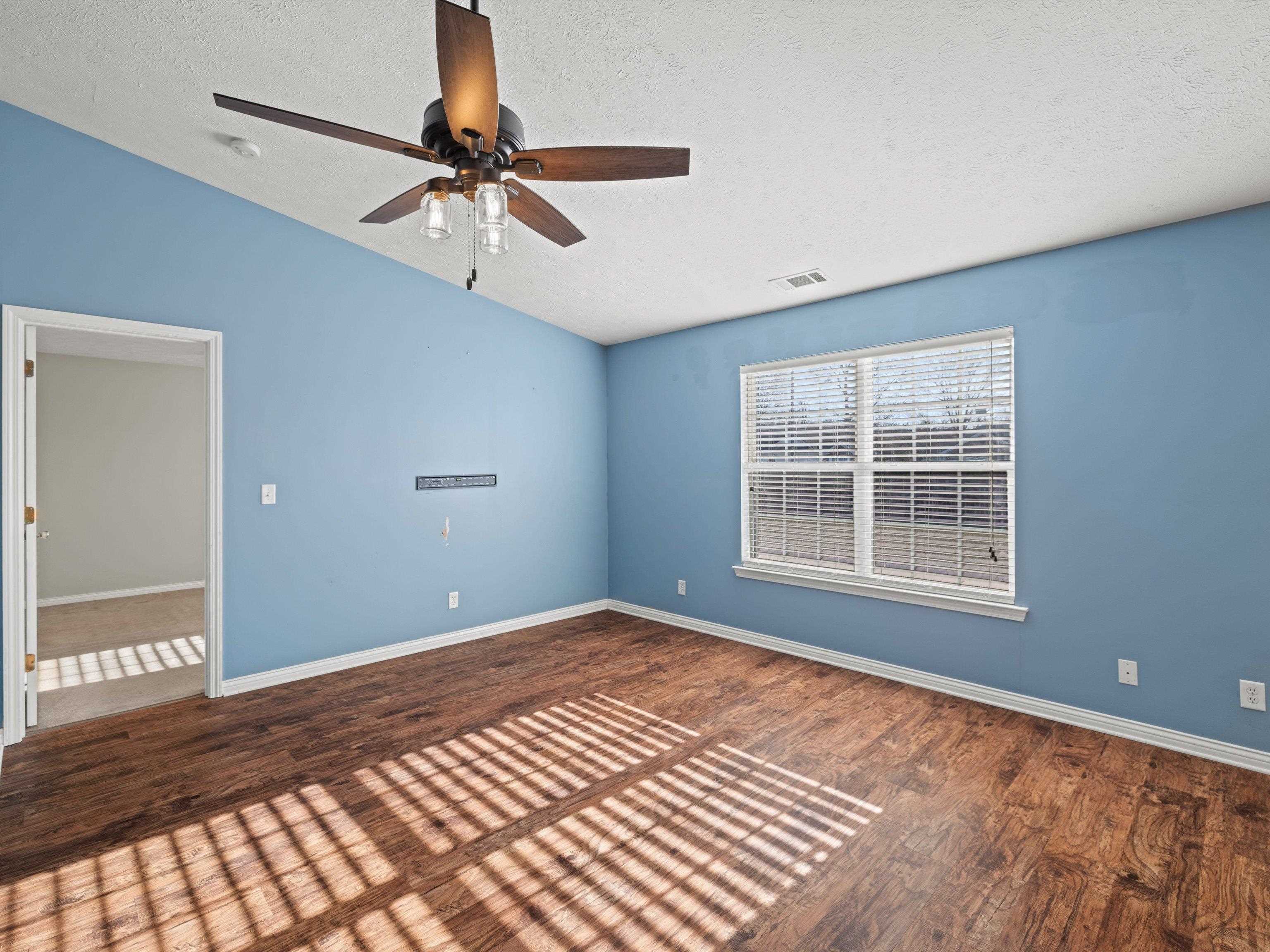 2342 Trails Lake Garden, Owensboro, Kentucky 42303, 3 Bedrooms Bedrooms, ,2 BathroomsBathrooms,Single Family Residence,For Sale,Trails Lake Garden,91473