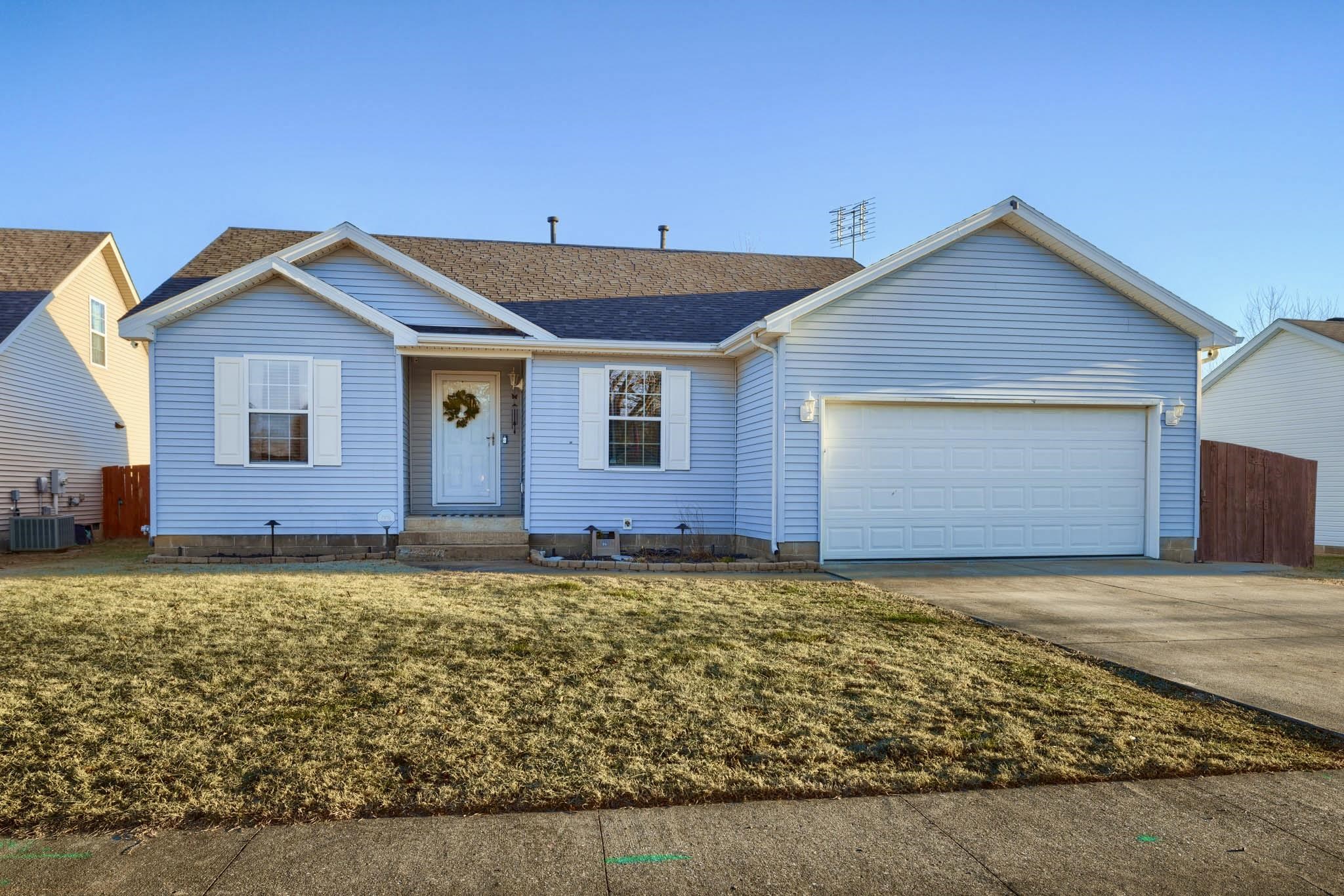 1405 Chandler Avenue, Owensboro, Kentucky 42303, 3 Bedrooms Bedrooms, ,2 BathroomsBathrooms,Single Family Residence,For Sale,Chandler Avenue,91475