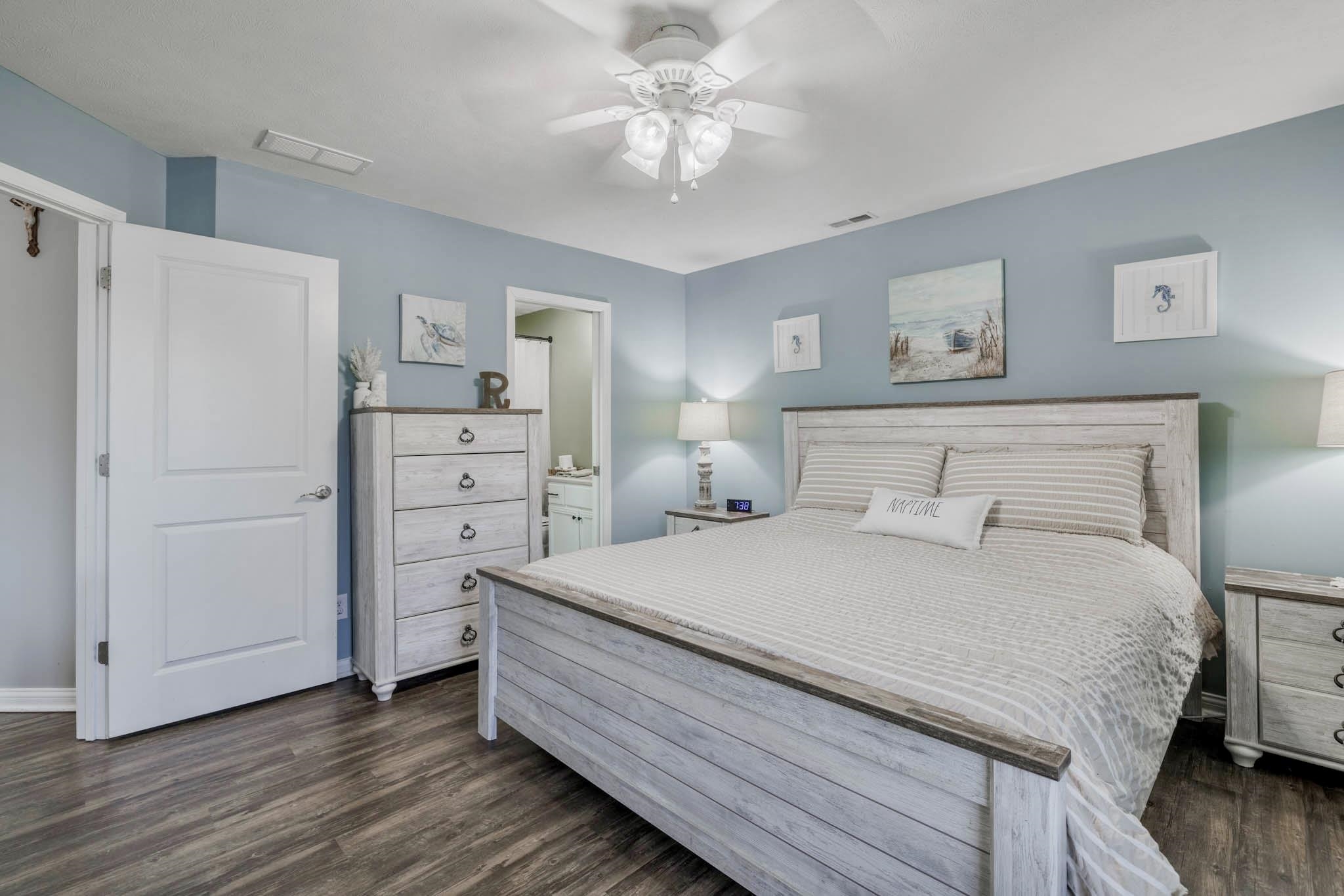 1405 Chandler Avenue, Owensboro, Kentucky 42303, 3 Bedrooms Bedrooms, ,2 BathroomsBathrooms,Single Family Residence,For Sale,Chandler Avenue,91475